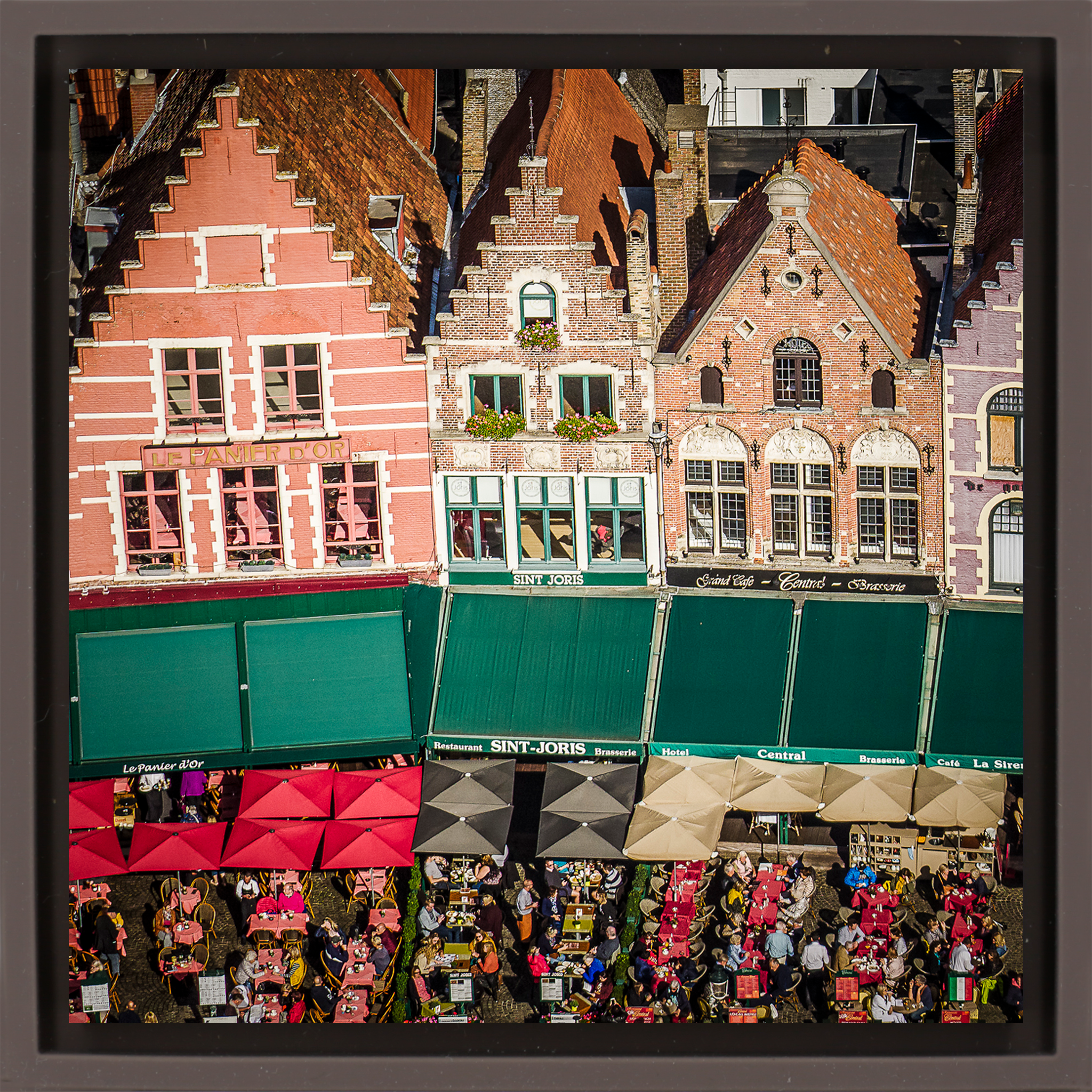 Sunny Day in Bruges - Bruine Wrapp