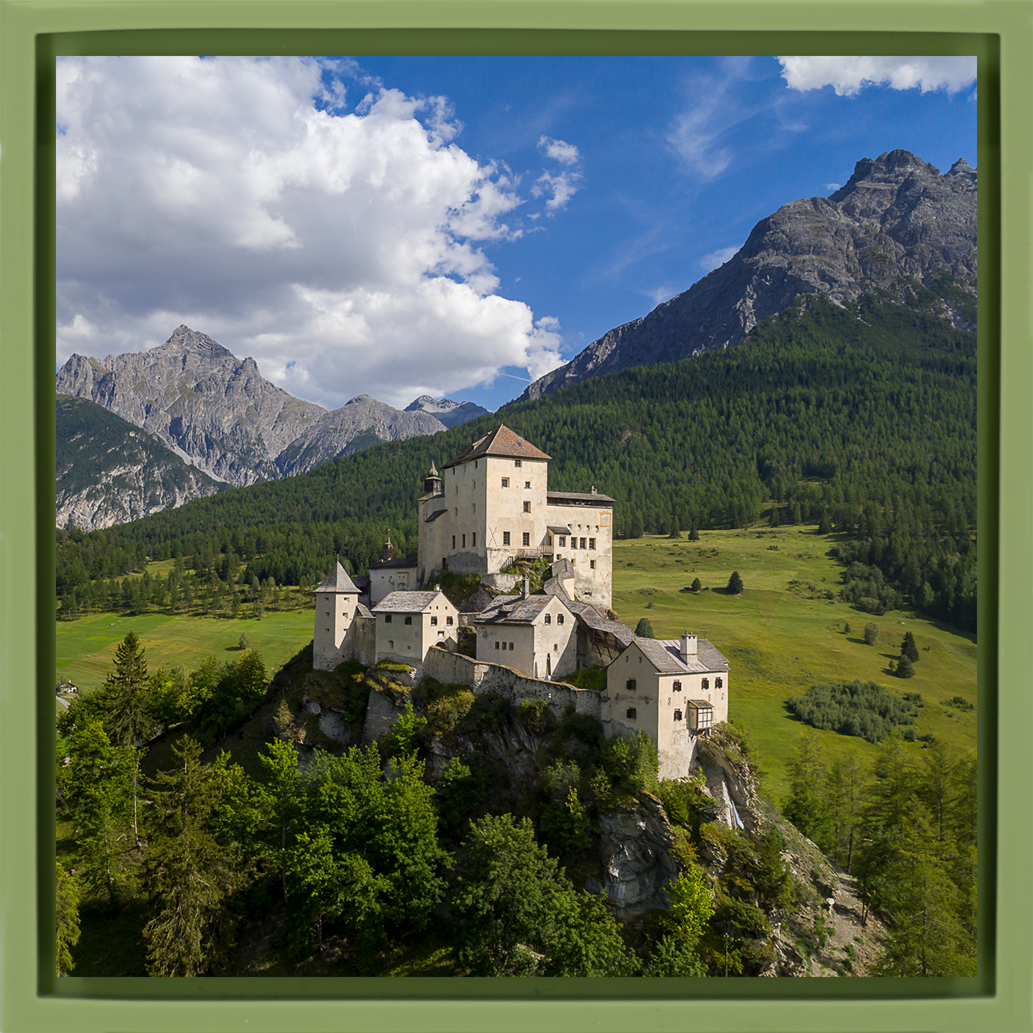 Schloss Tarasp- Light Green Wrapp
