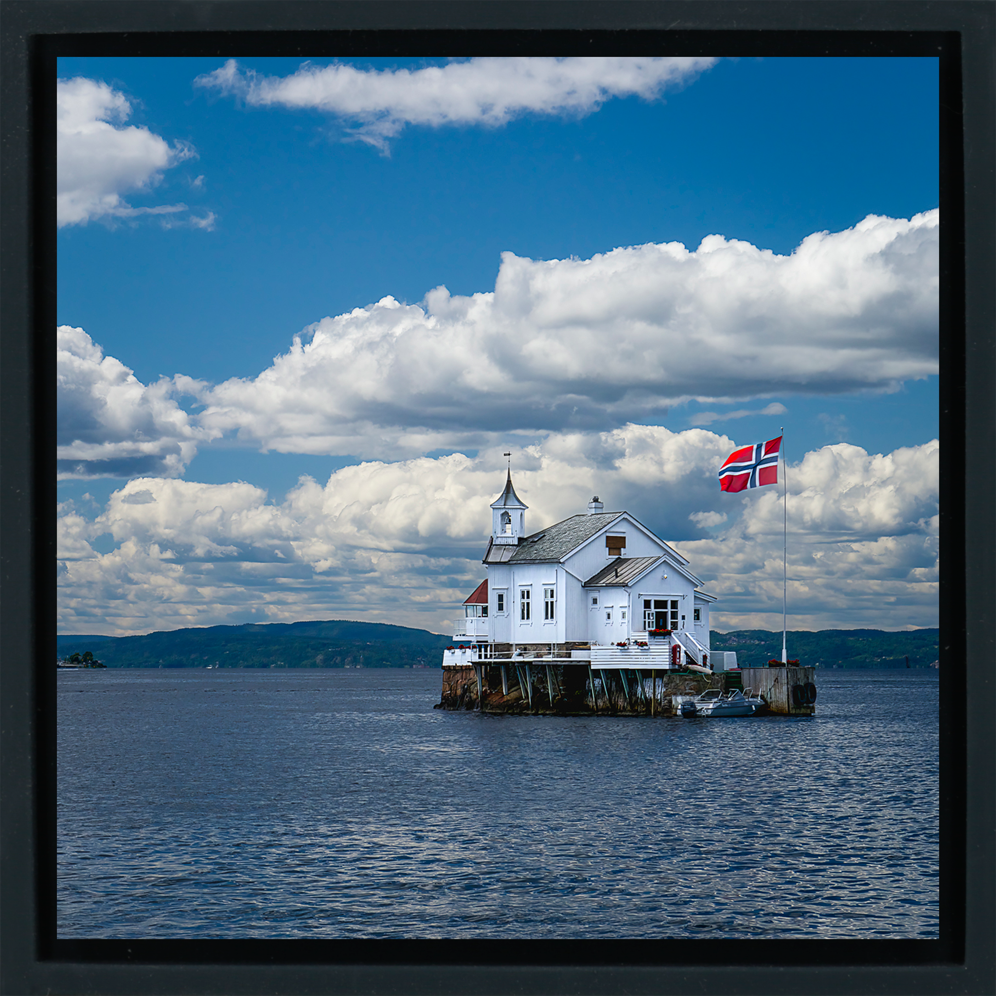 The Fjord Chapel - Zwarte Wrapp