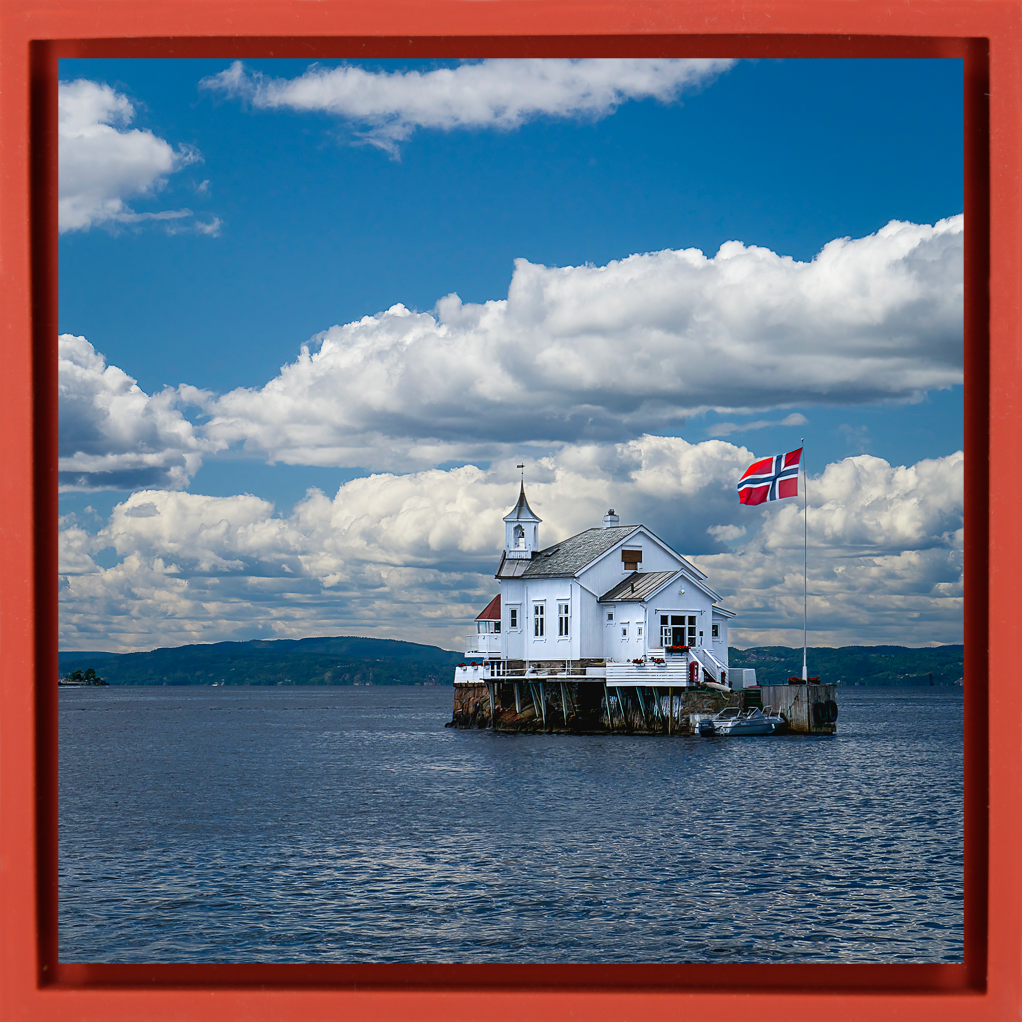 The Fjord Chapel - Rode Wrapp