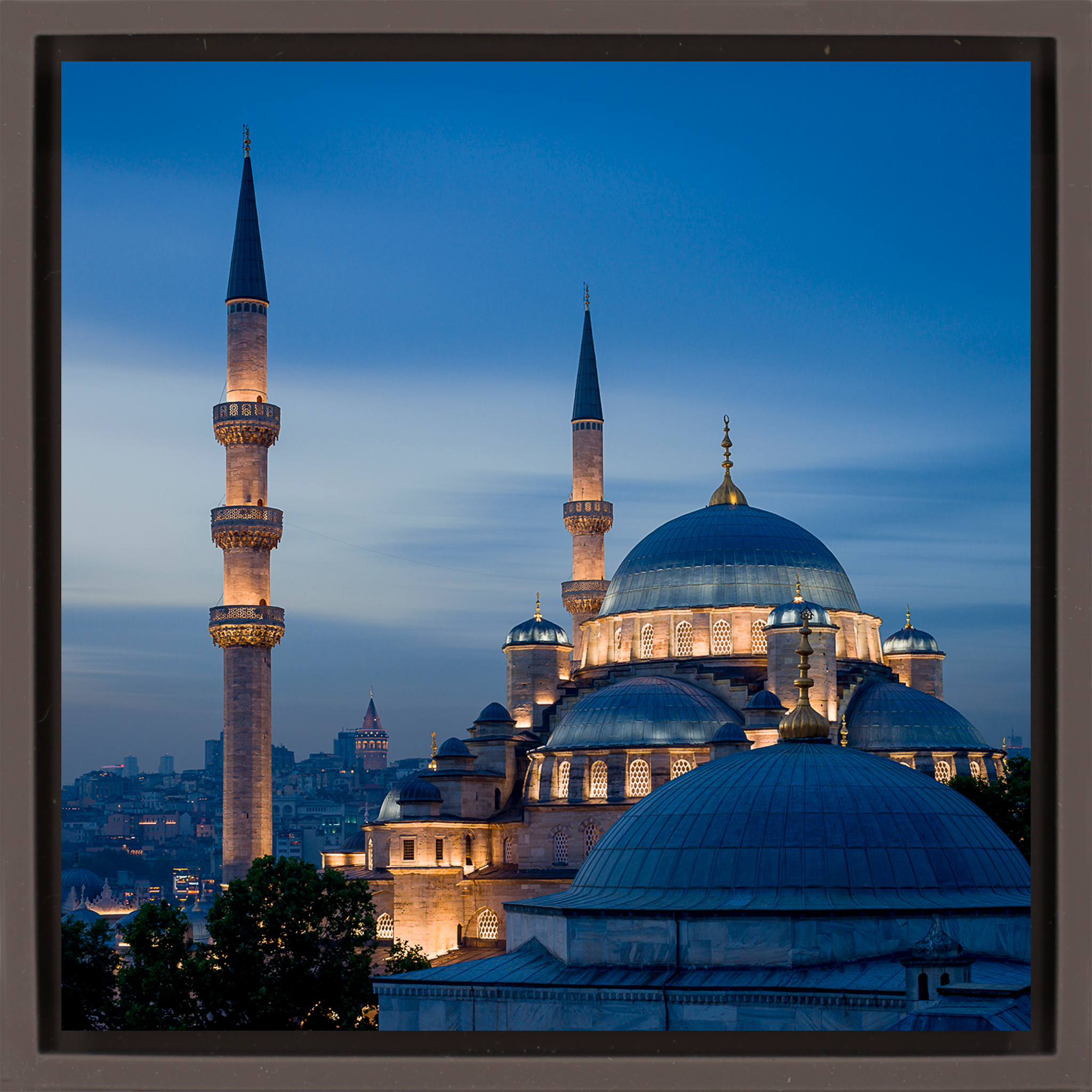 Starlight over Istanbul - Bruine Wrapp