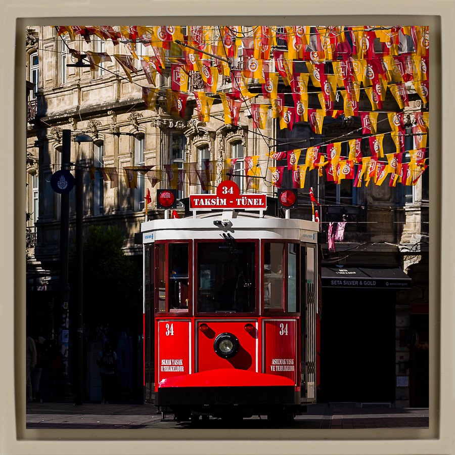 Istiklal Nostalgia - Zandkleurige Wrapp