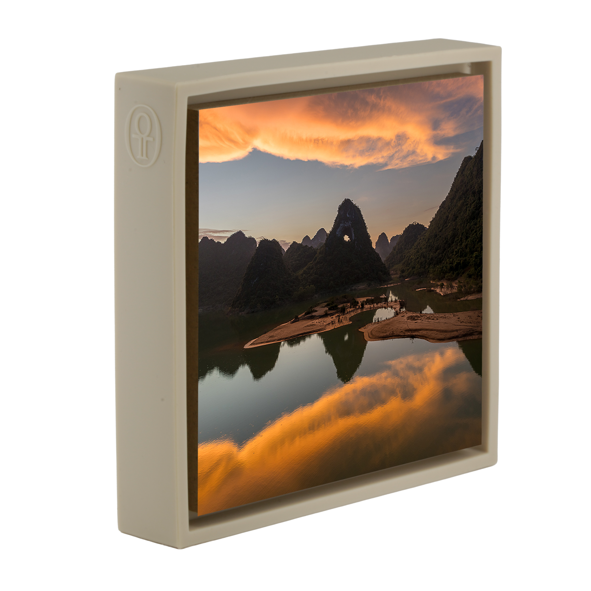 Gifts From The Eye of God - Zandkleurige Wrapp
