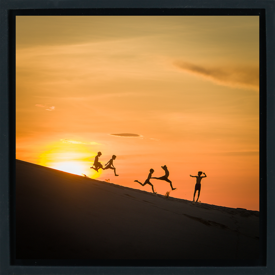 Cham Boys Running - Schwarze Wrapp
