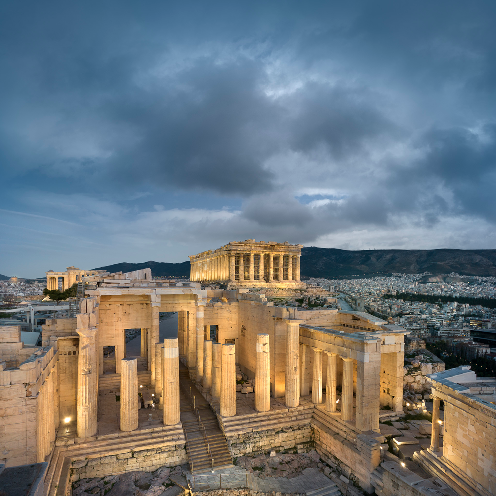 Schemering boven de Propylaea - Collectie: Griekenland