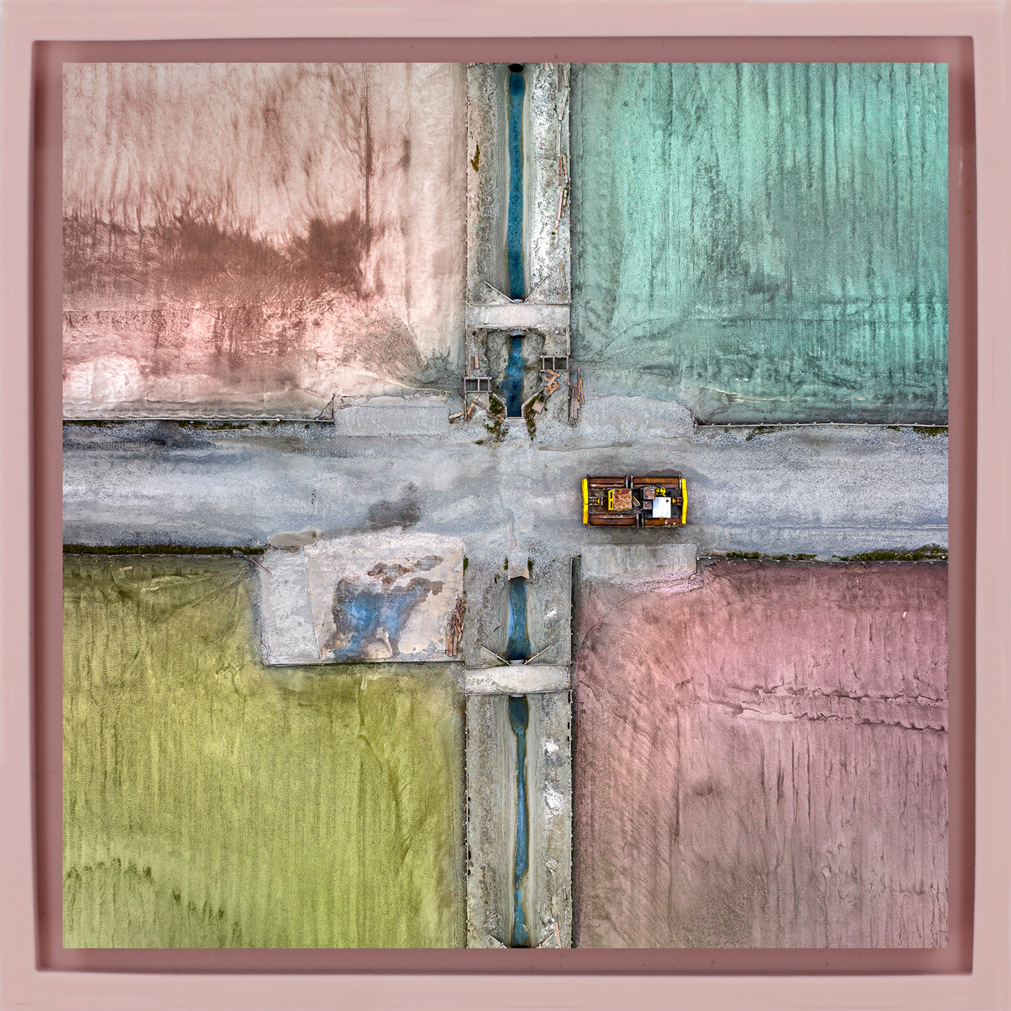 The Salt Junction - Roze Wrapp