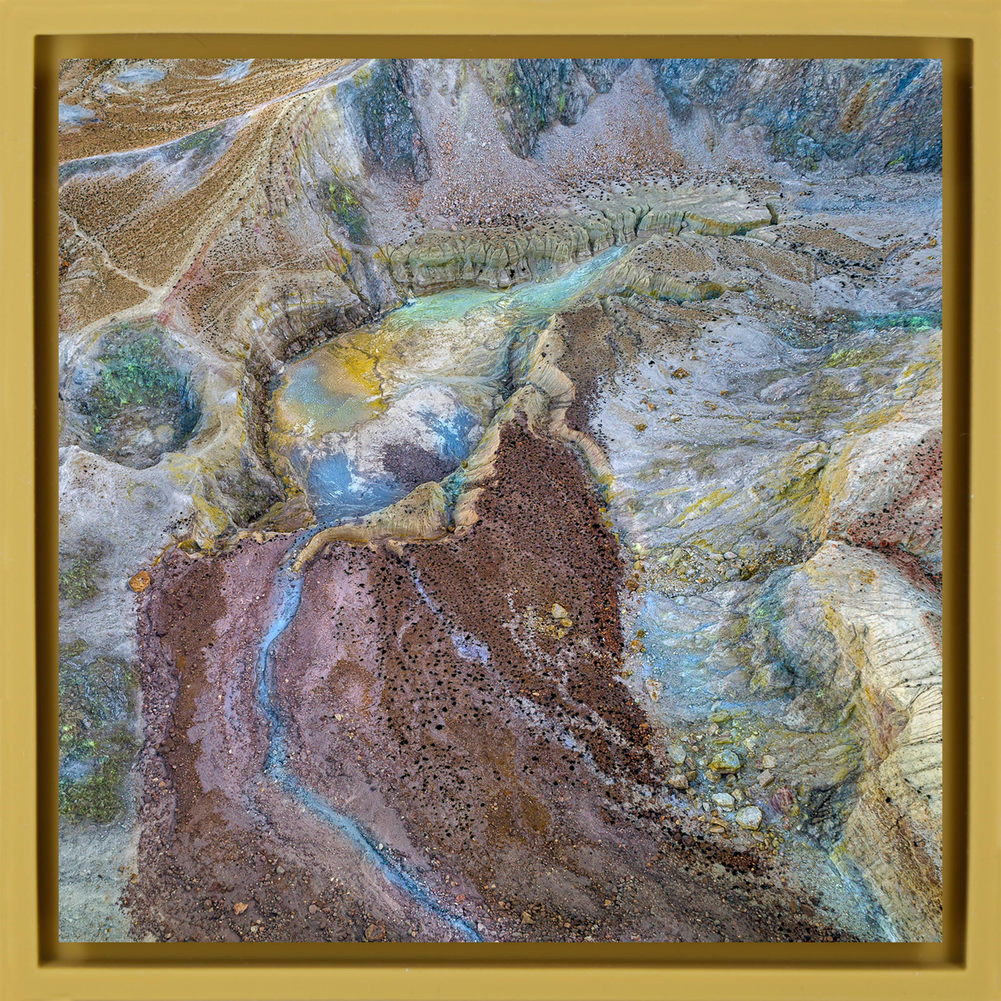 Nisyros Tinted Earth - Okergele Wrapp