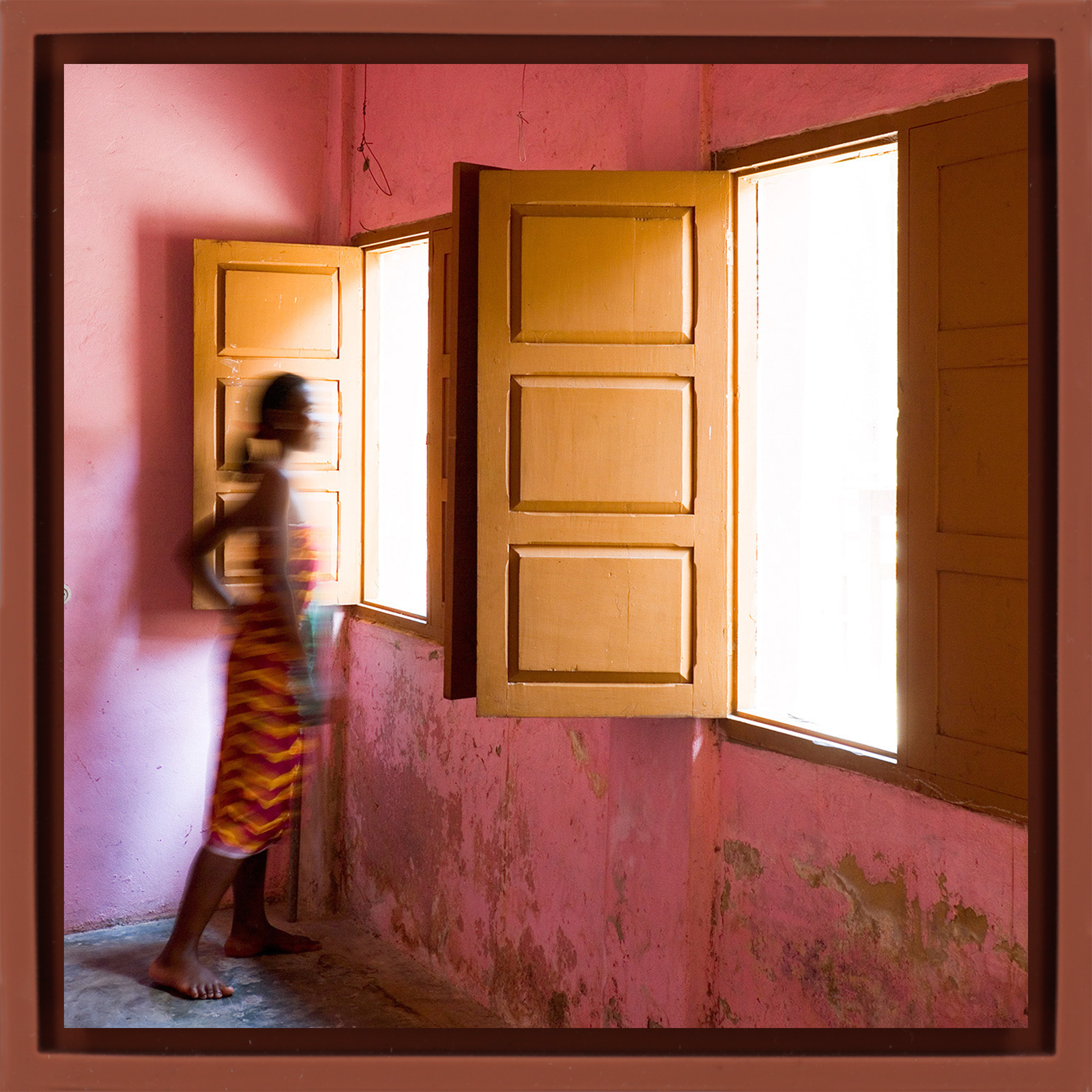 Woman Window - Terra Wrapp