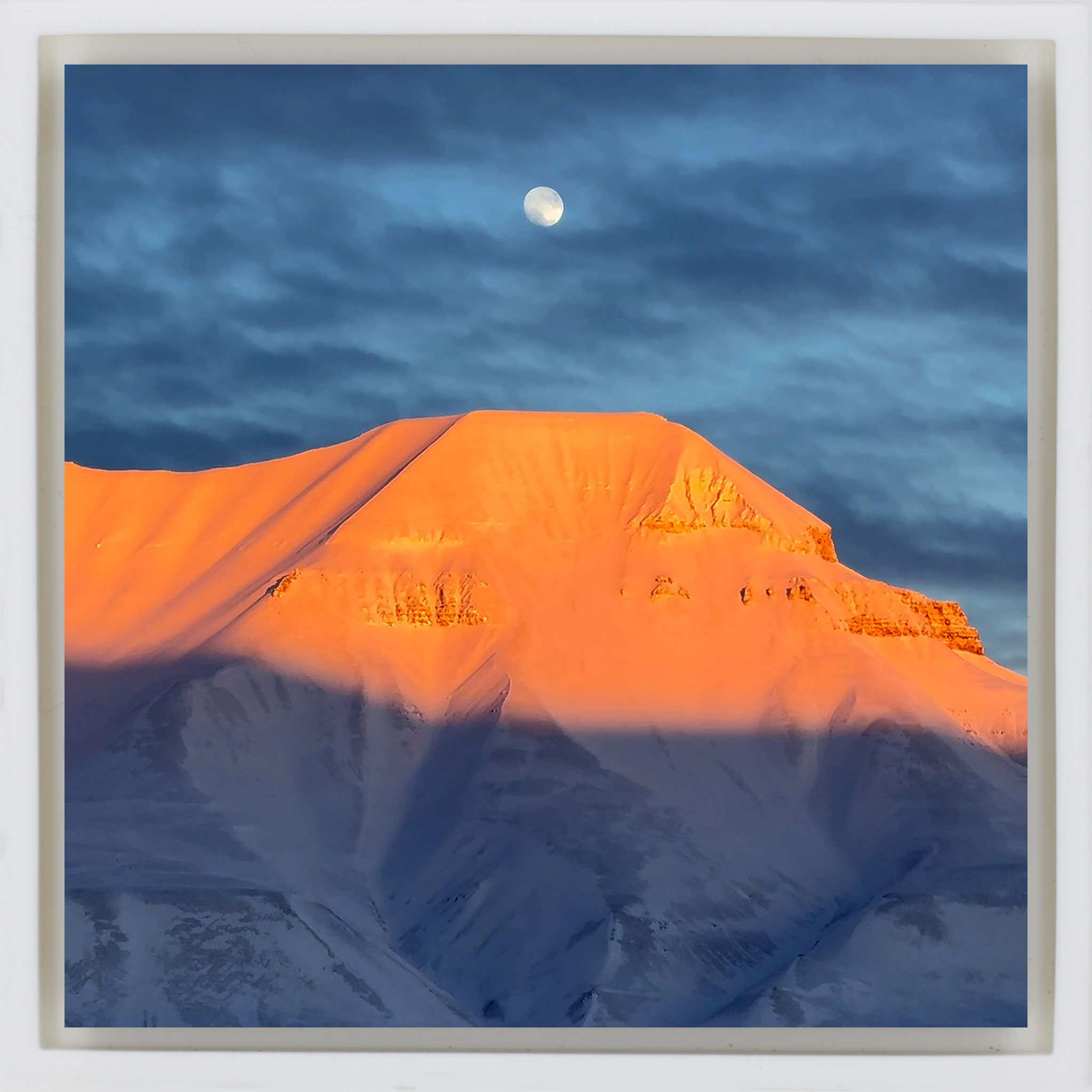 Mountain Sun - White Wrapp