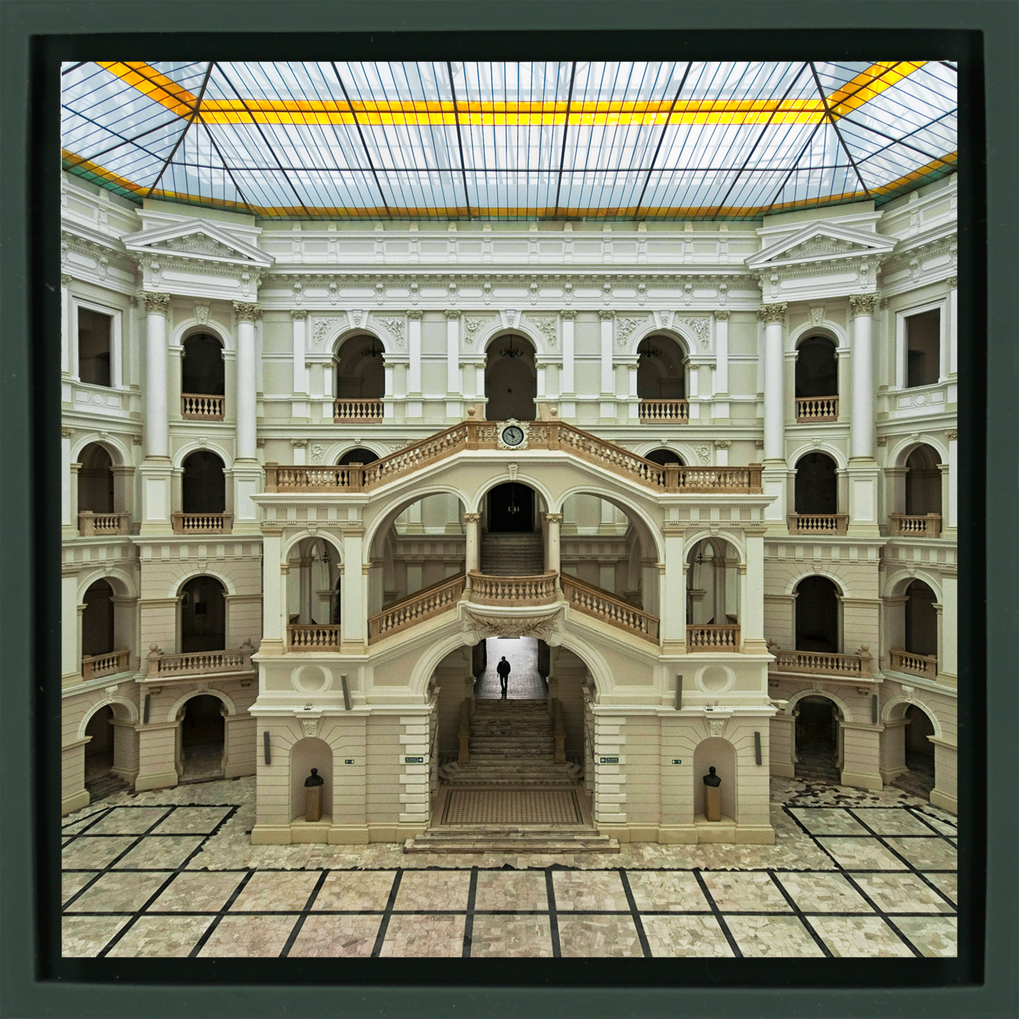 Symmetry- Dark Green Wrapp