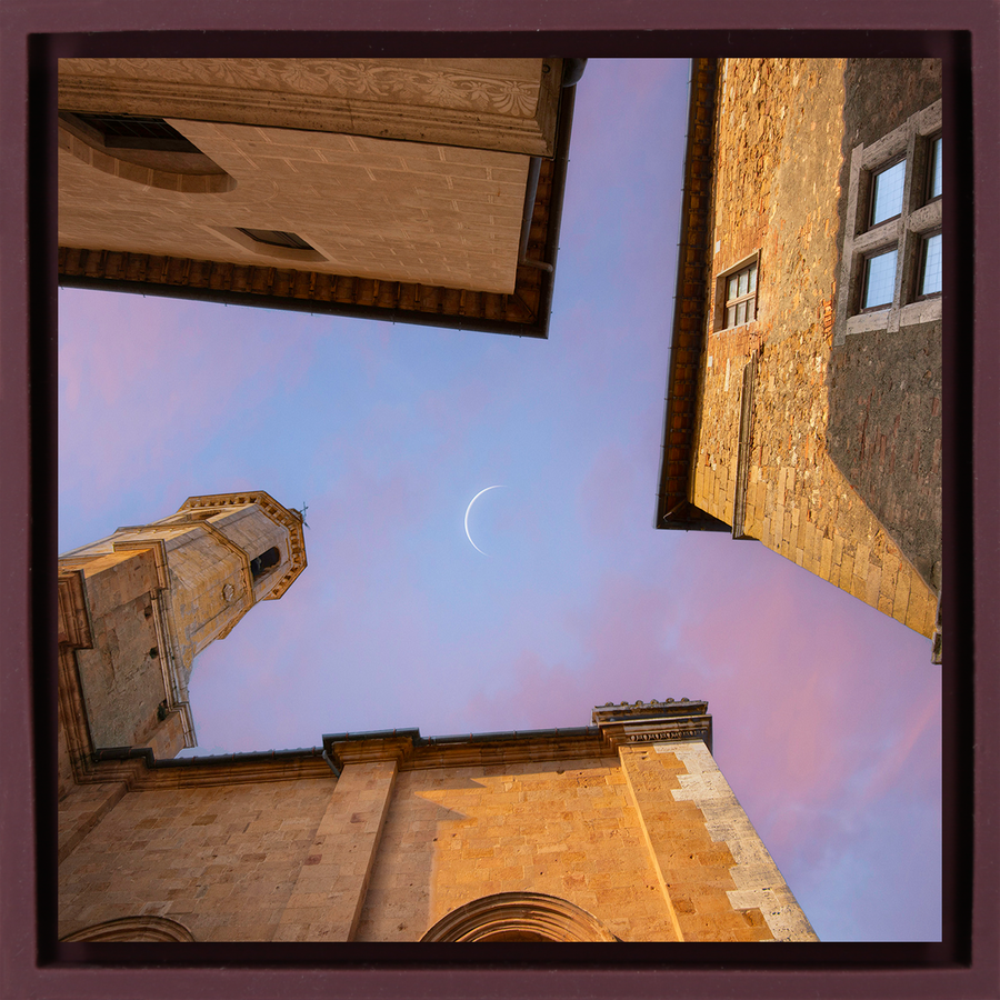 Under the Tuscan Moon - Purple Wrapp