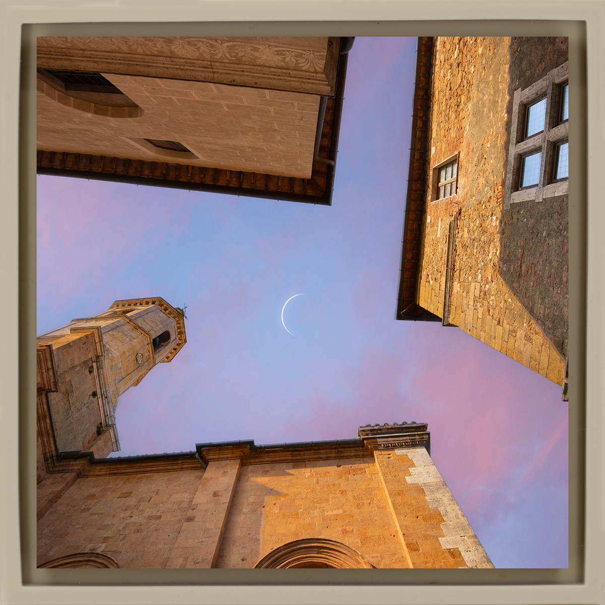 Under the Tuscan Moon
