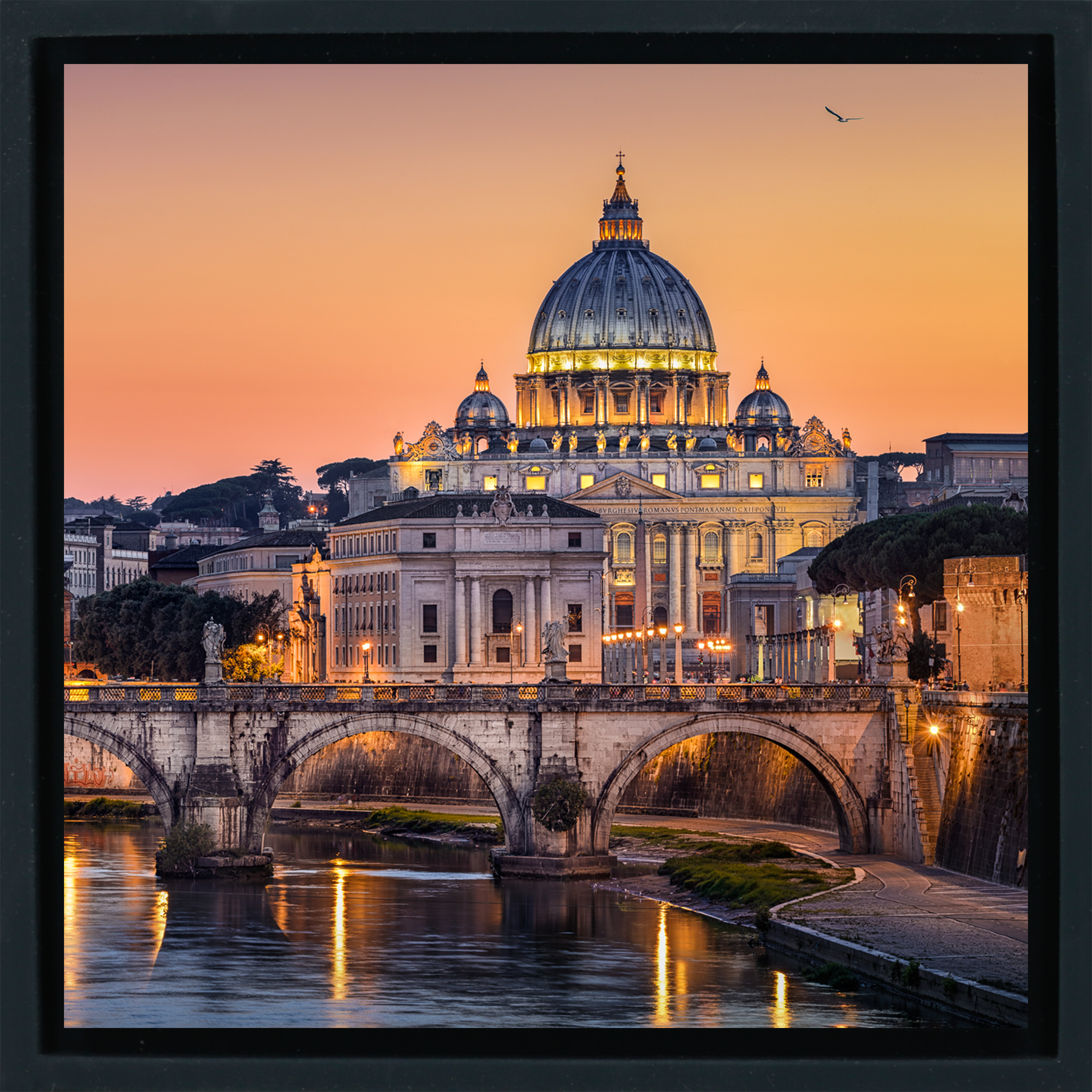 St Peter Basilica- Black Wrapp