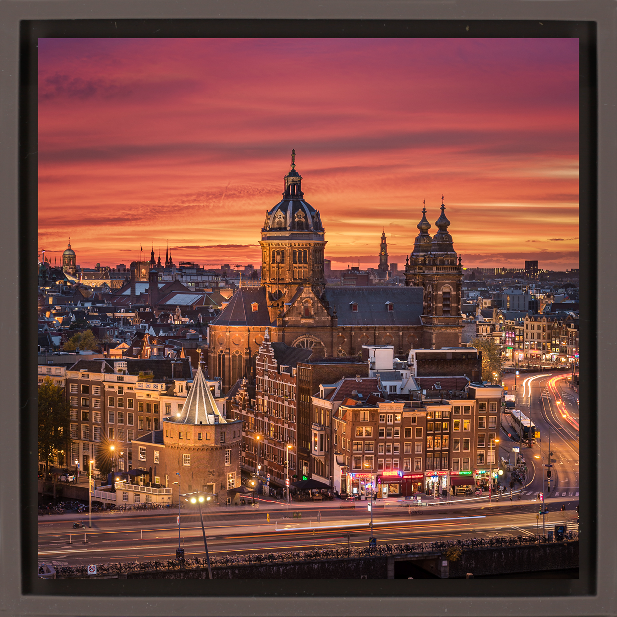 Historic City of Amsterdam - Bruine Wrapp