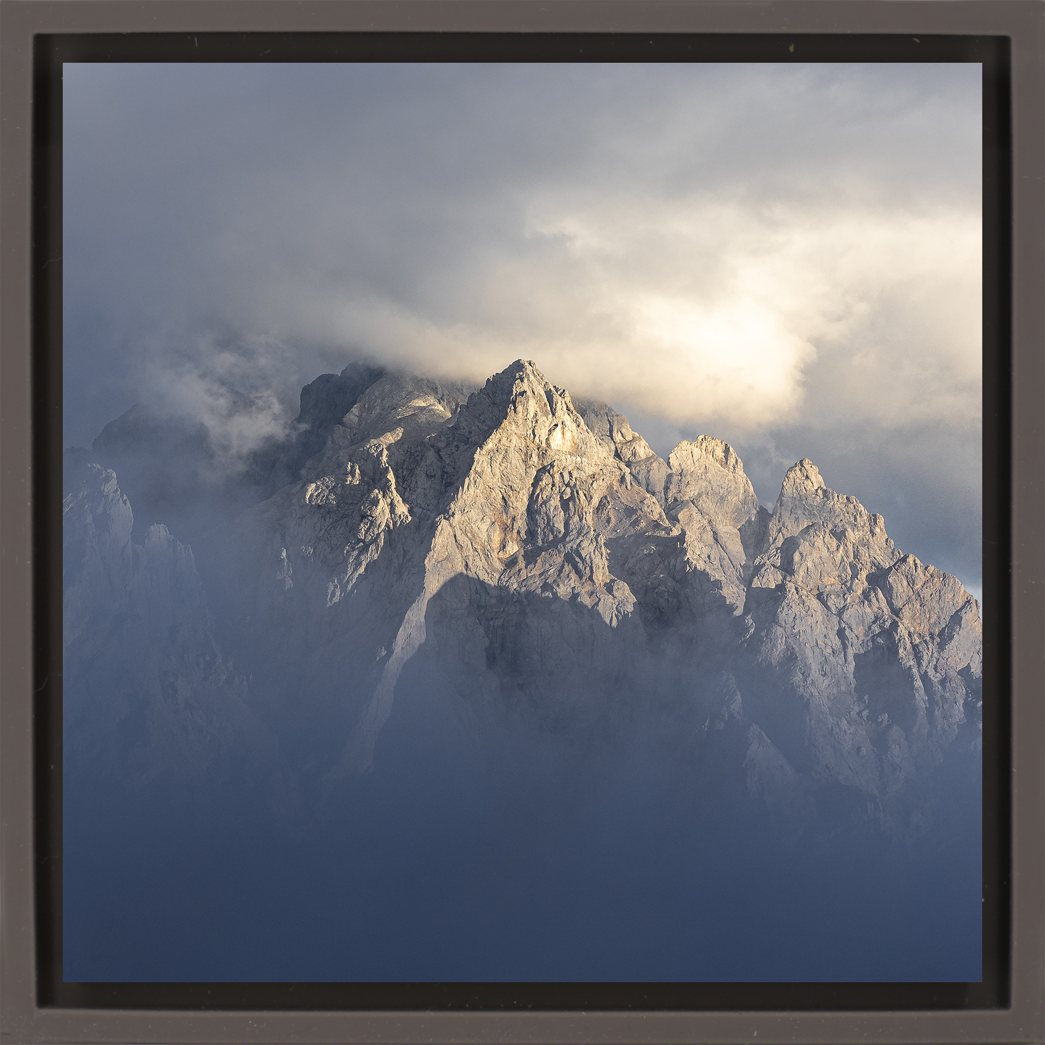 Picos de Europa- Brown Wrapp