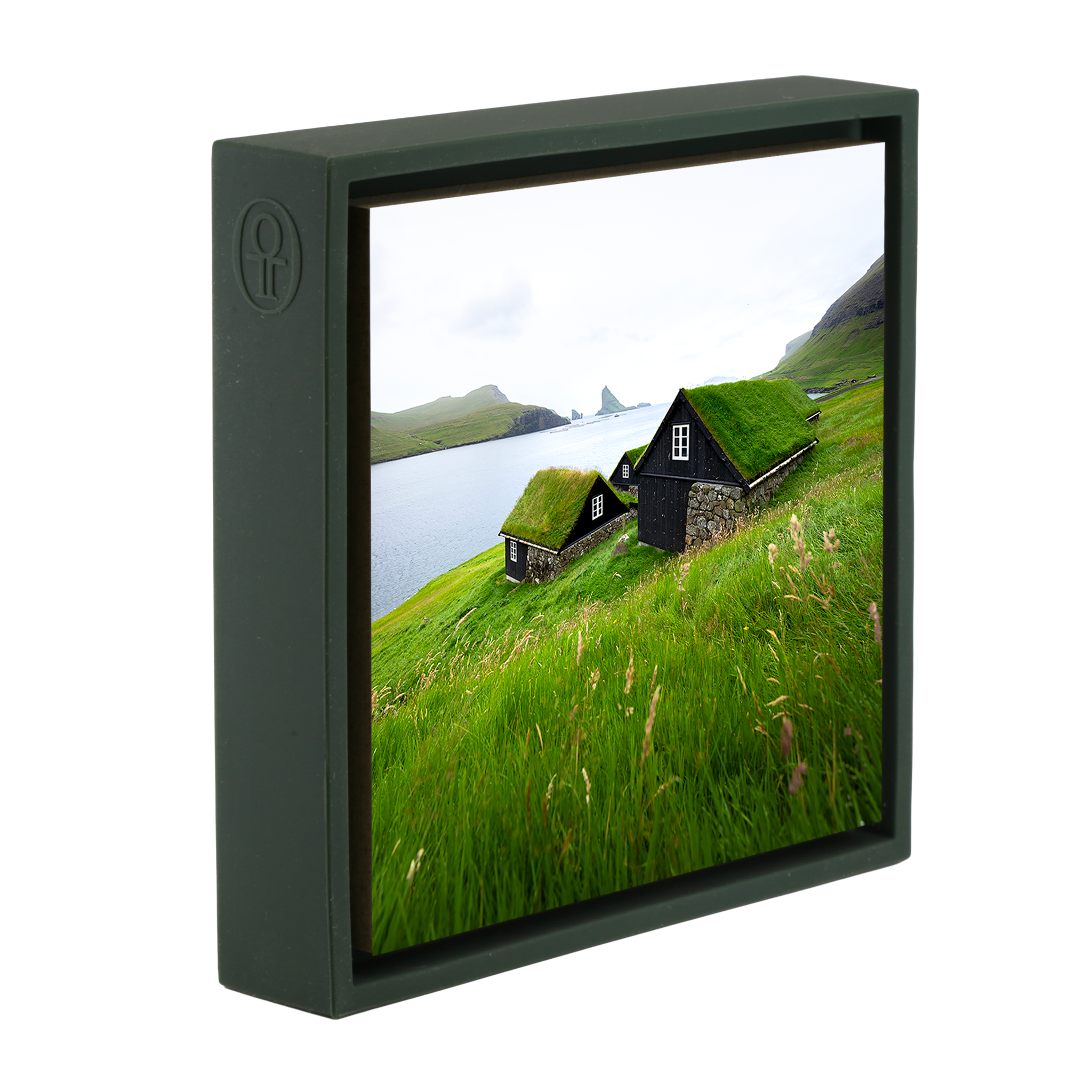 Traditional Faroese Living- Dark Green Wrapp