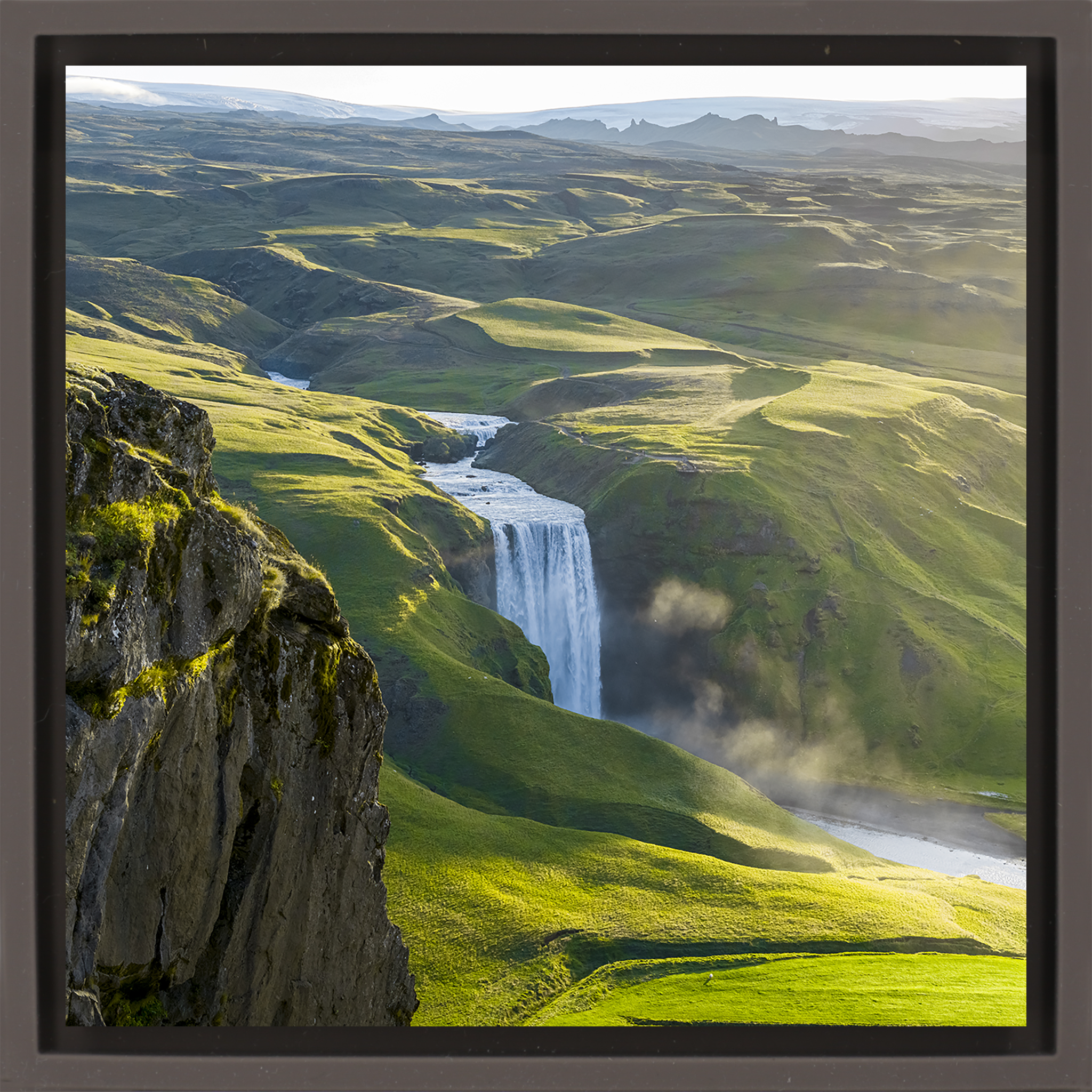The Might of Skógafoss- Brown Wrapp