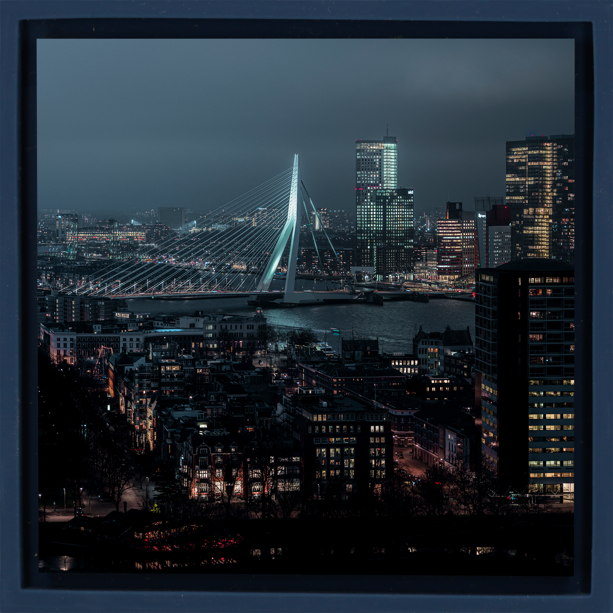 Midnight in Rotterdam - Donkerblauwe Wrapp