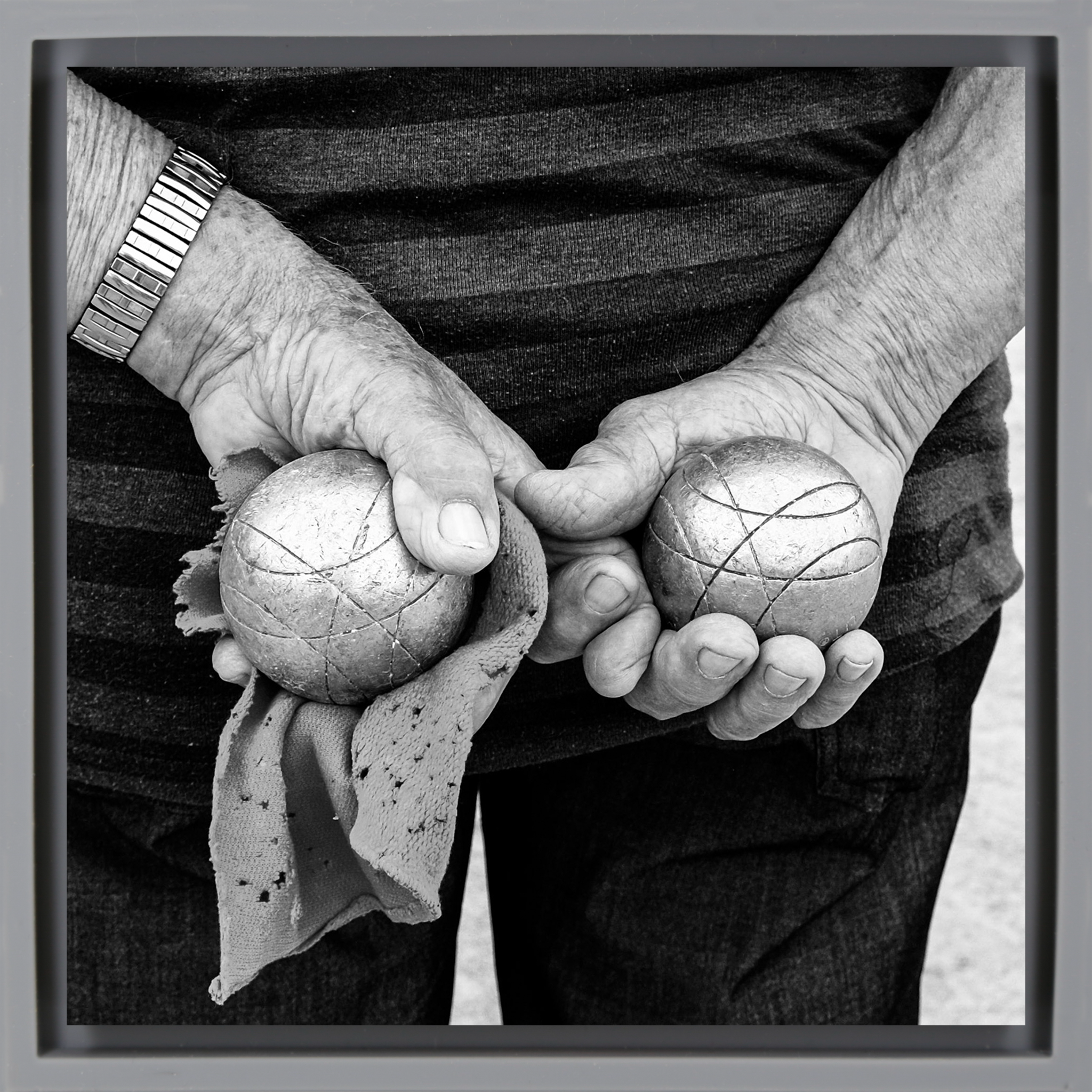 Steel and Stillness - Grey Wrapp