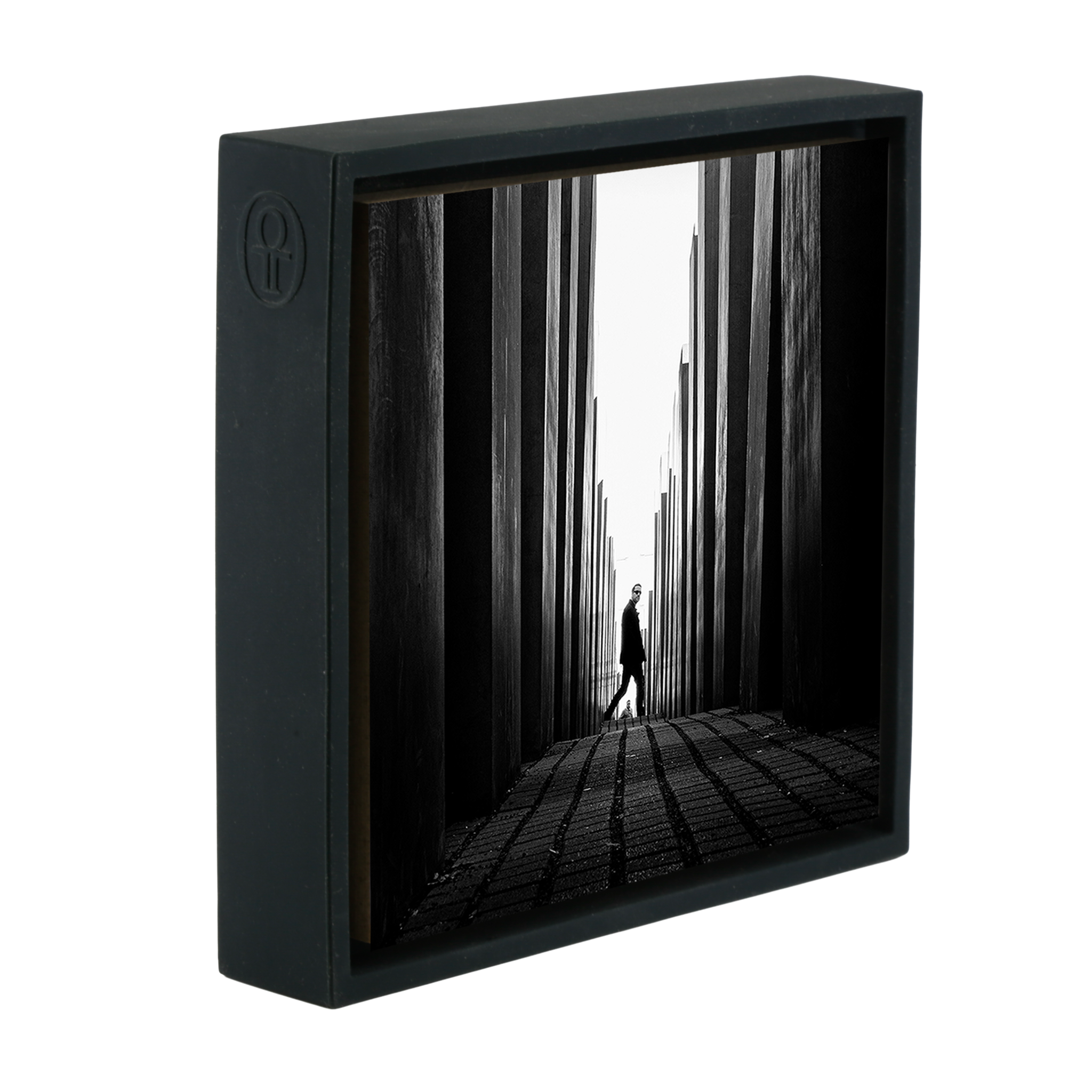 Stride By - Black Wrapp