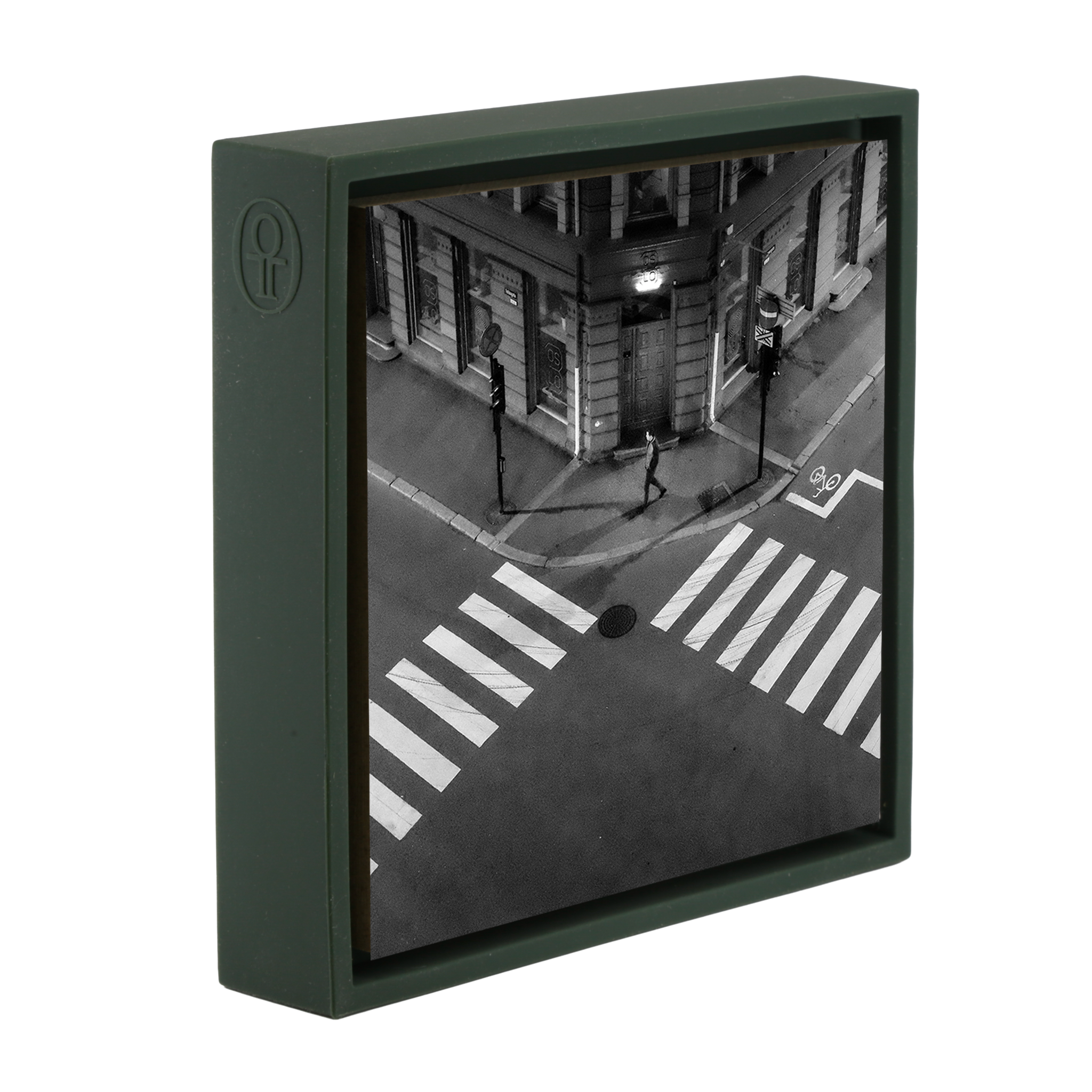 Night On Earth – Dunkelgrüne Verpackung