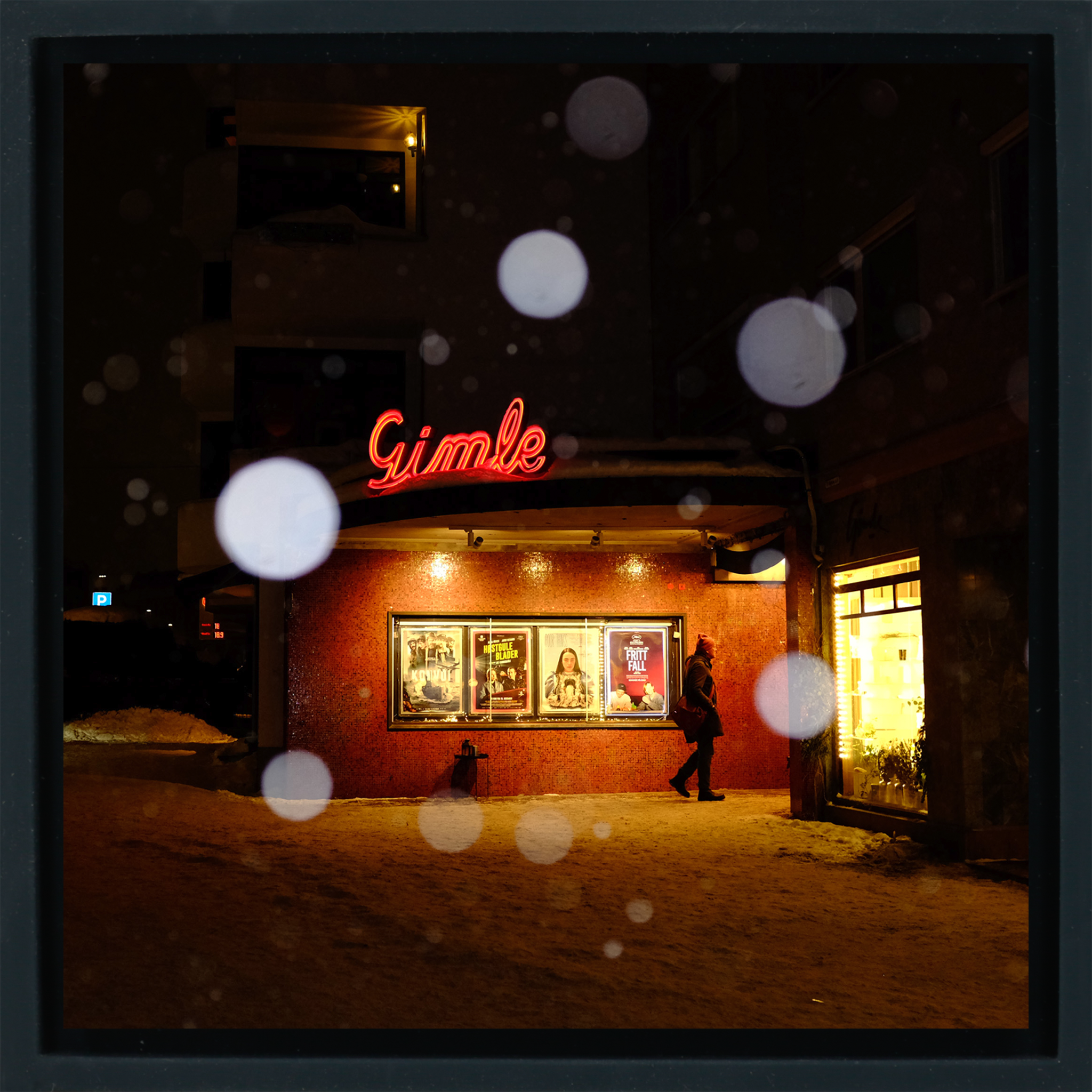 World Of Imagination- Black Wrapp