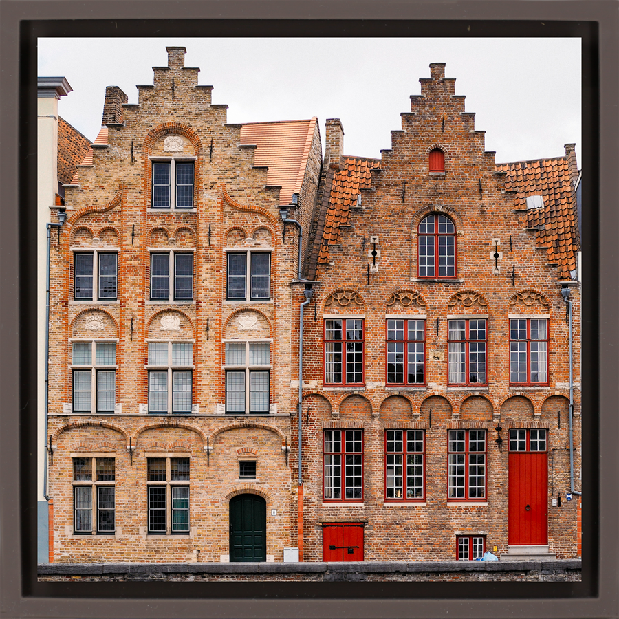 Brugge Old Town - Brown Wrapp