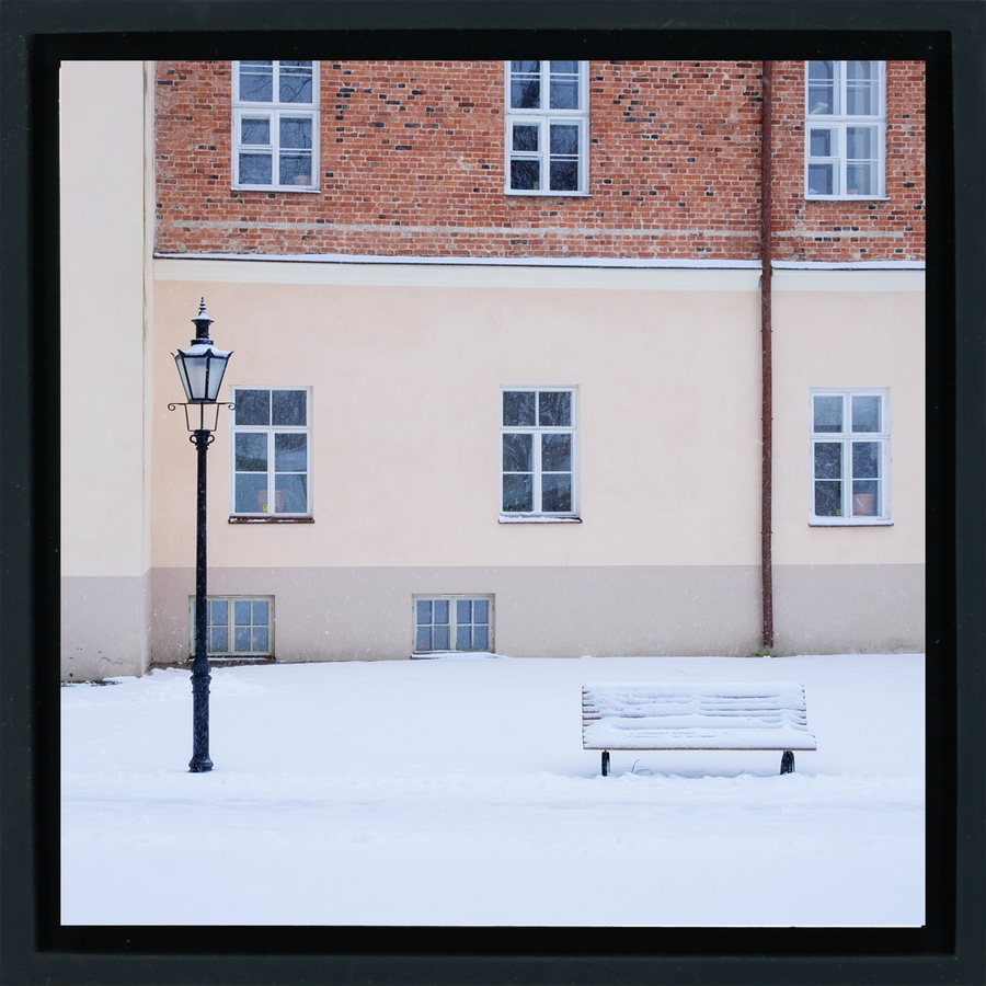 Empty Bench - Black Wrapp
