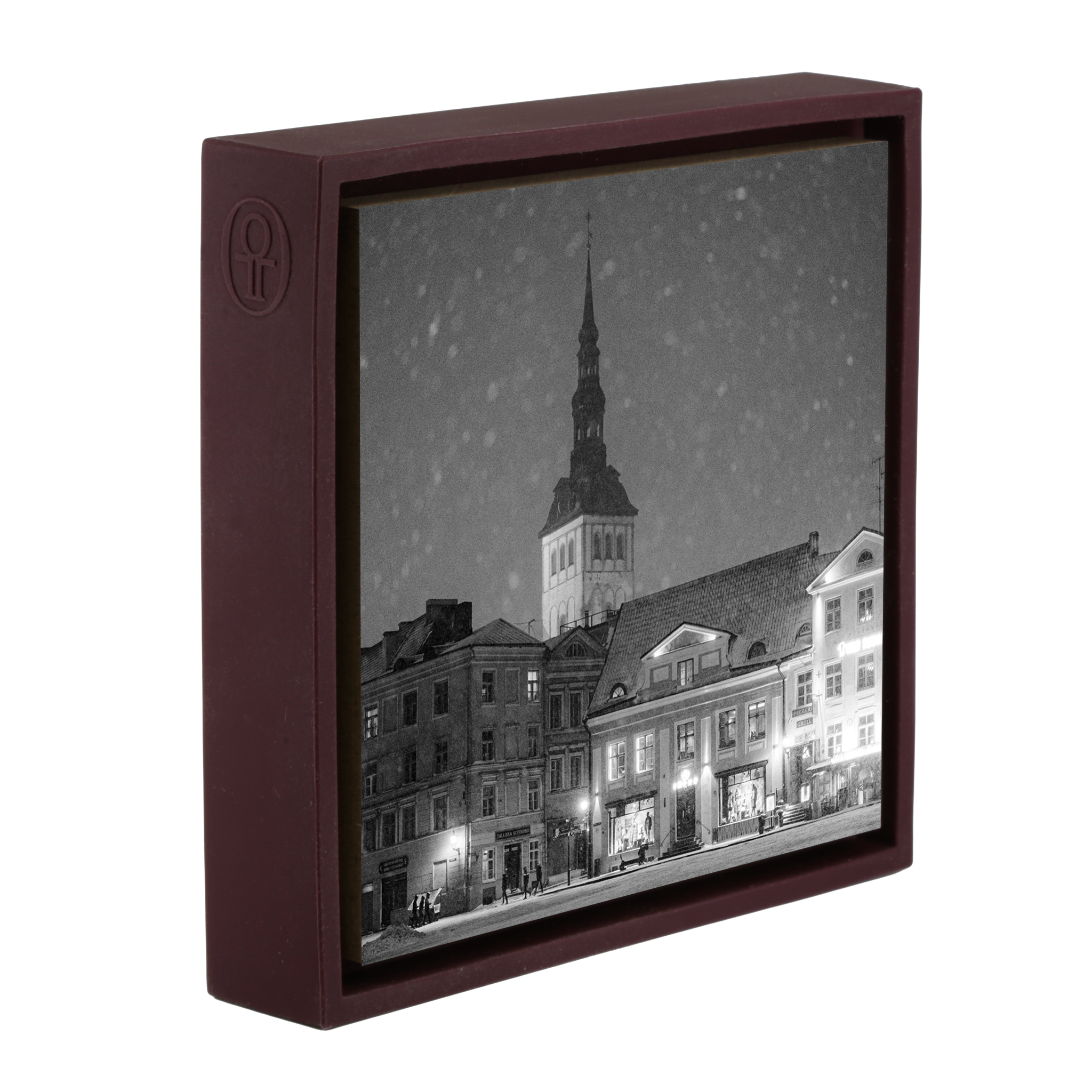 Tallinn Snowy Evening - Paarse Wrapp