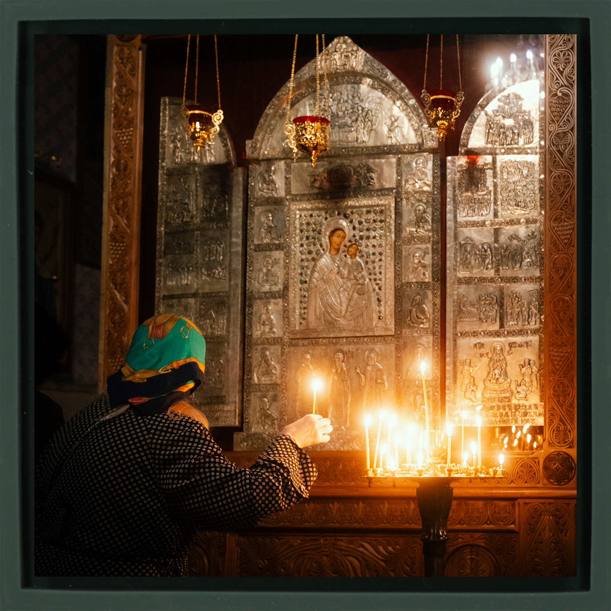 Light a Candle- Dark Green Wrapp