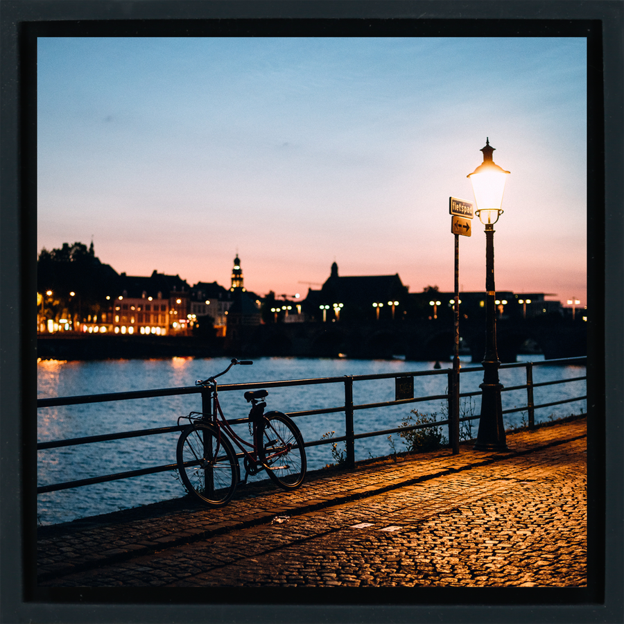 Late Evening - Black Wrapp