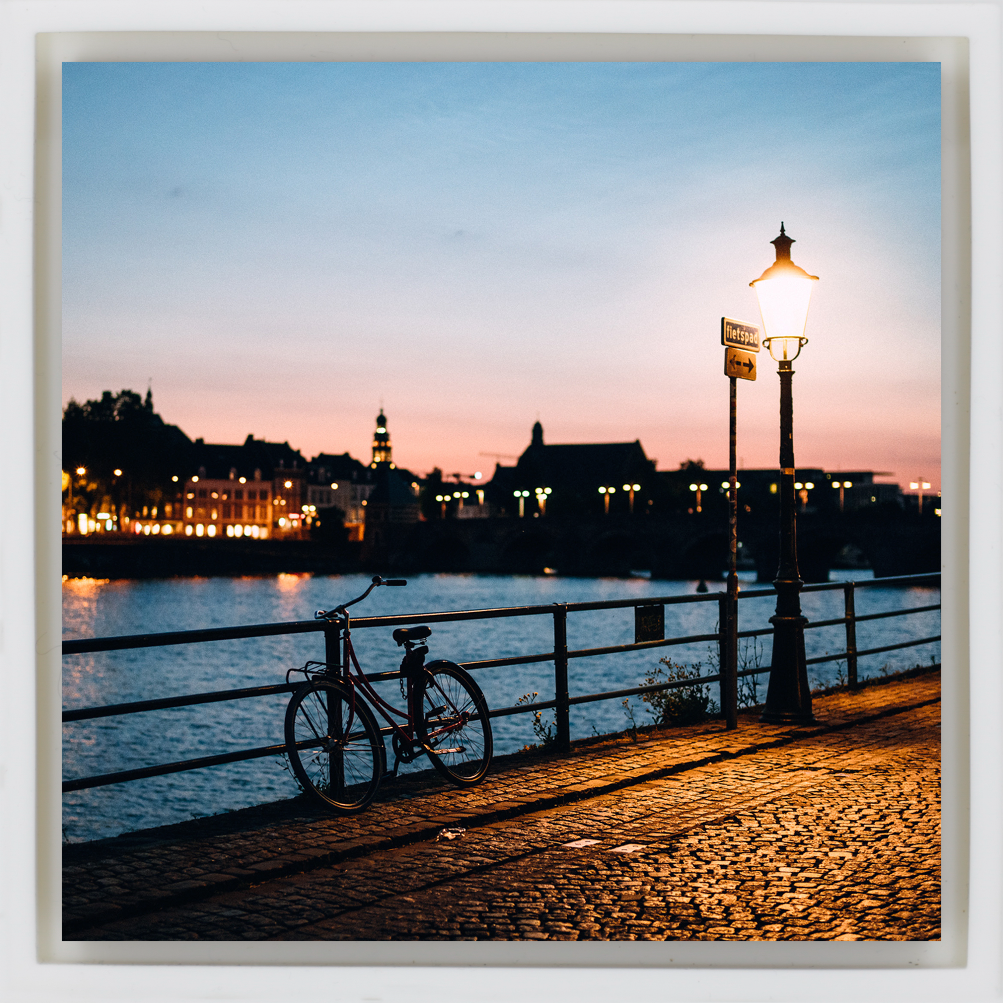 Late Evening- White Wrapp