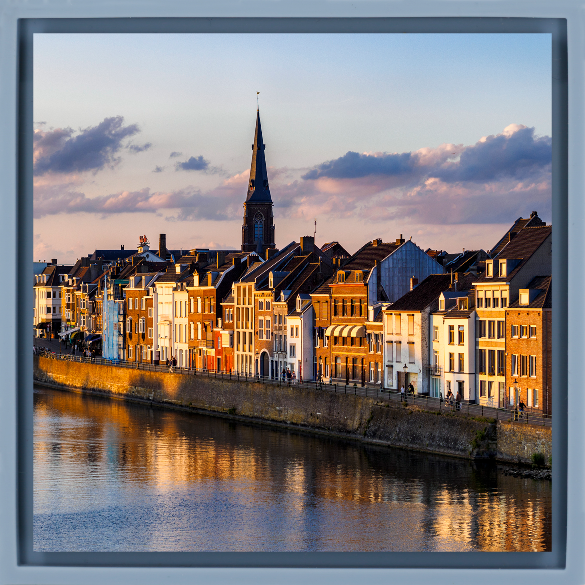 Maastricht on the Meurse - Lichtblauwe Wrapp