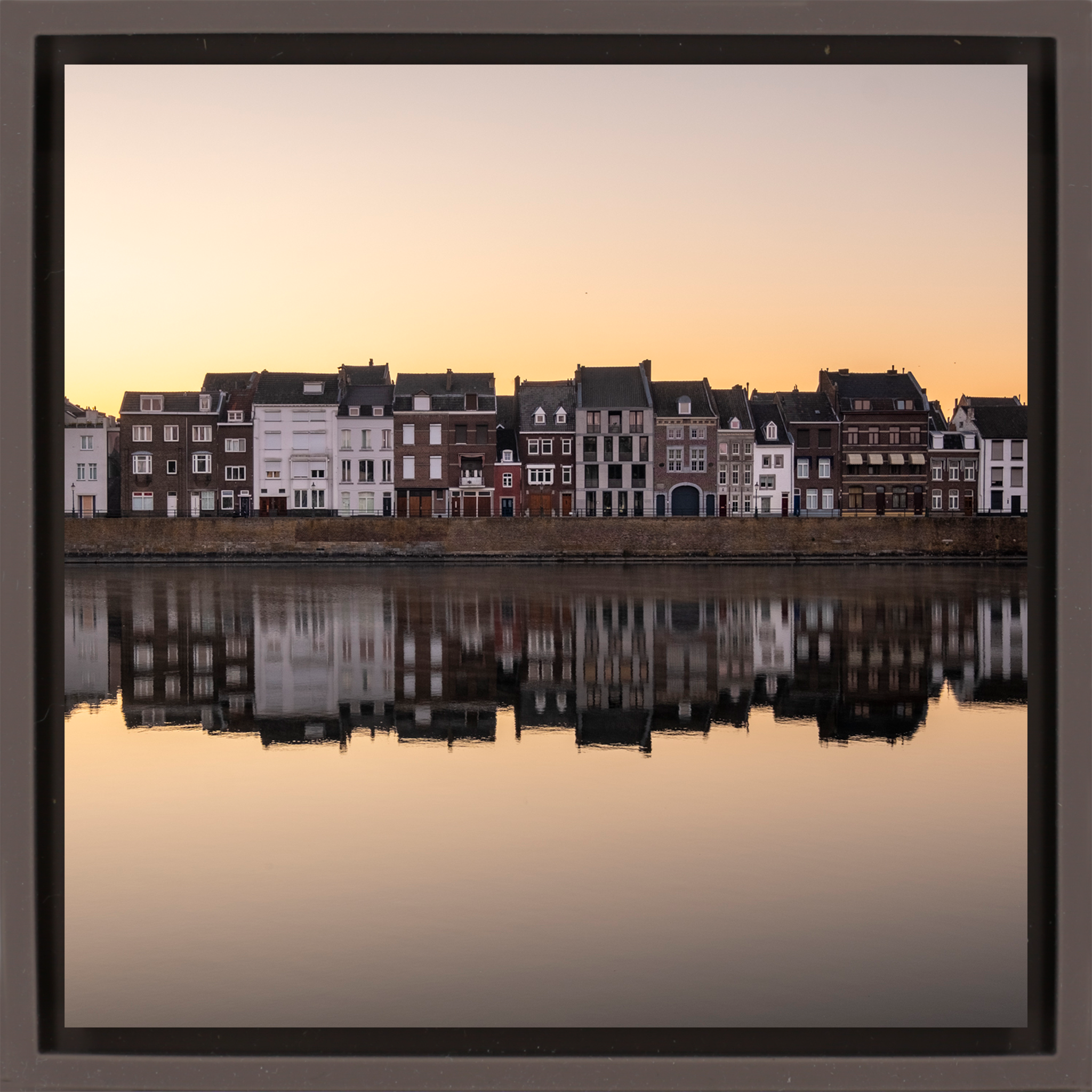 Maastricht on the Maas - Bruine Wrapp