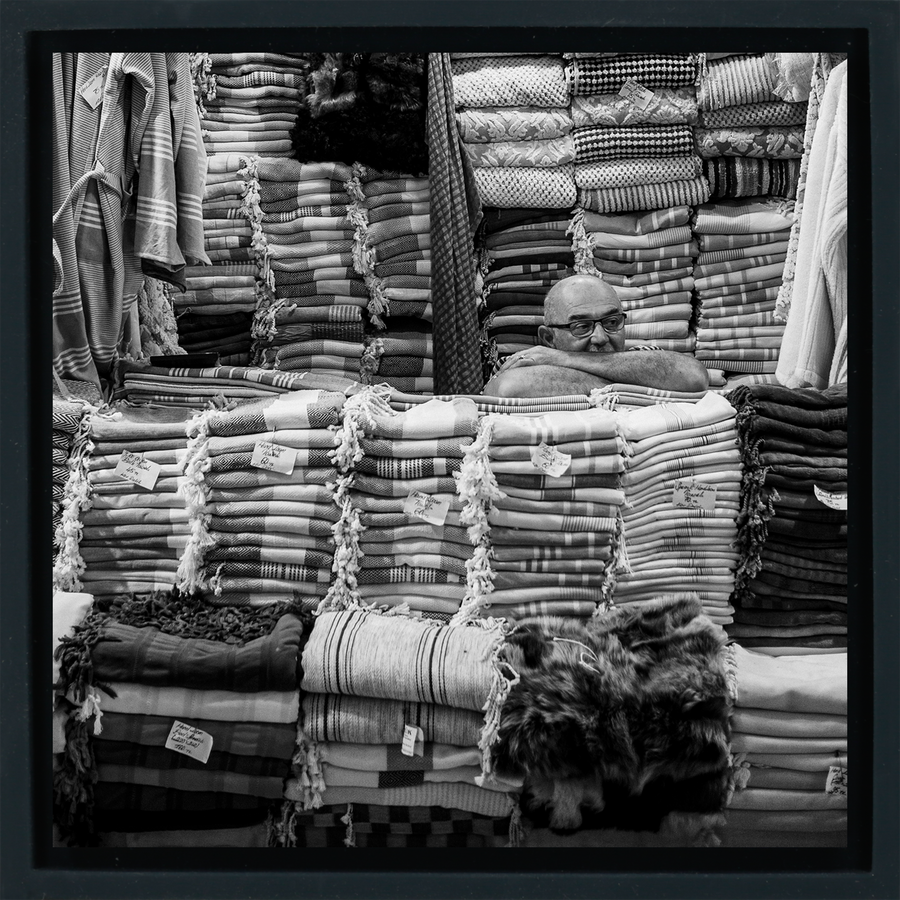 Quiet Day at the Market - Black Wrapp
