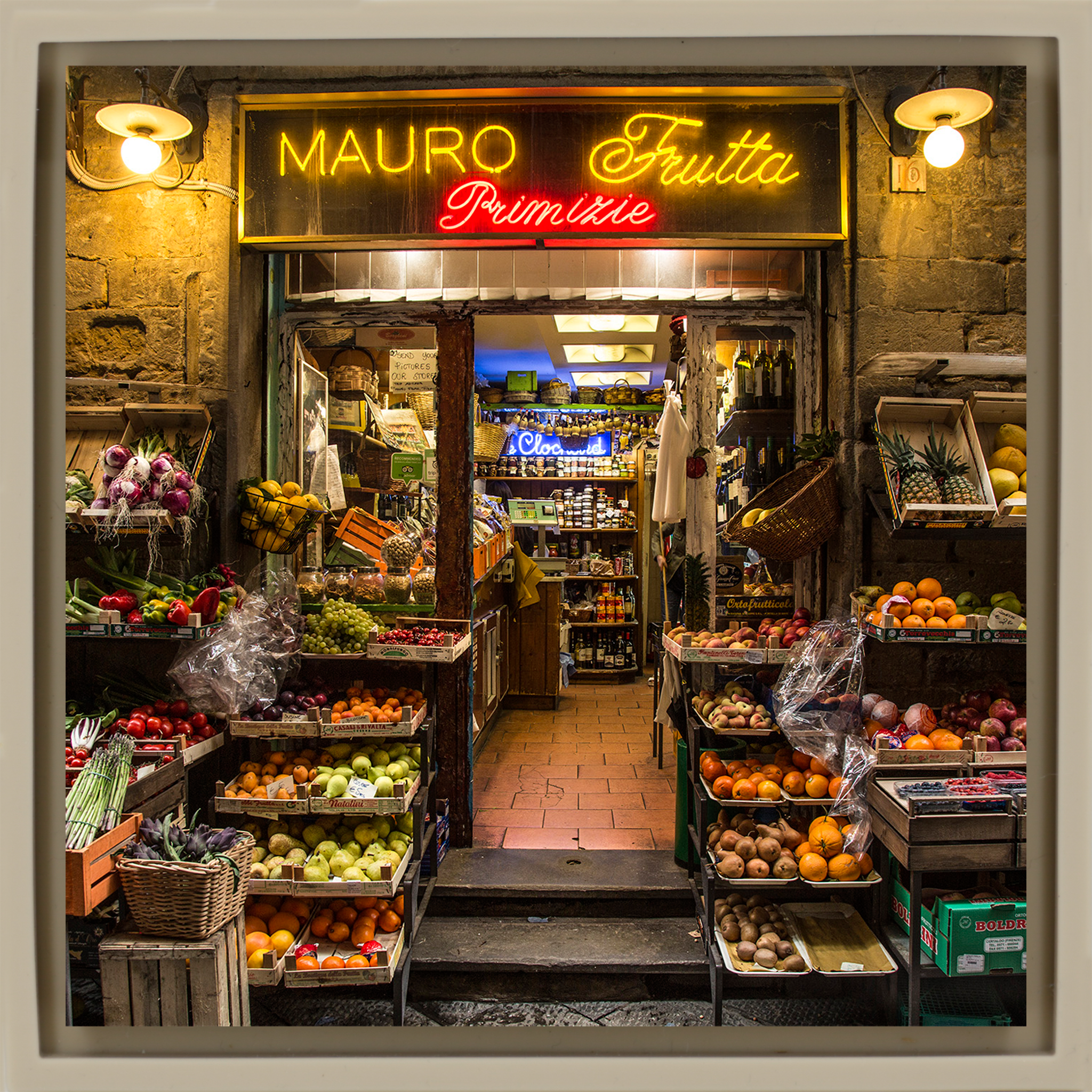 Mauro Frutta in FLorence- Sand Wrapp