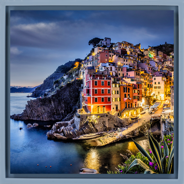 Riomaggiore in The Cinque Terra - Hellblaue Wrapp
