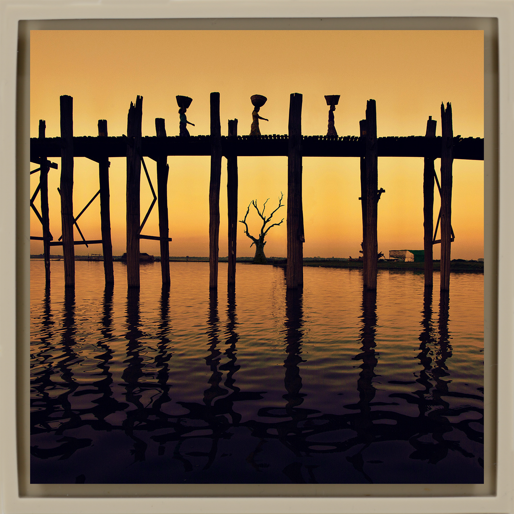 On The U Bein Bridge- Sand Wrapp