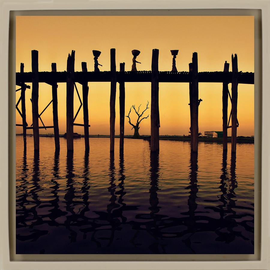 On The U Bein Bridge - Sandfarbene Wrapp