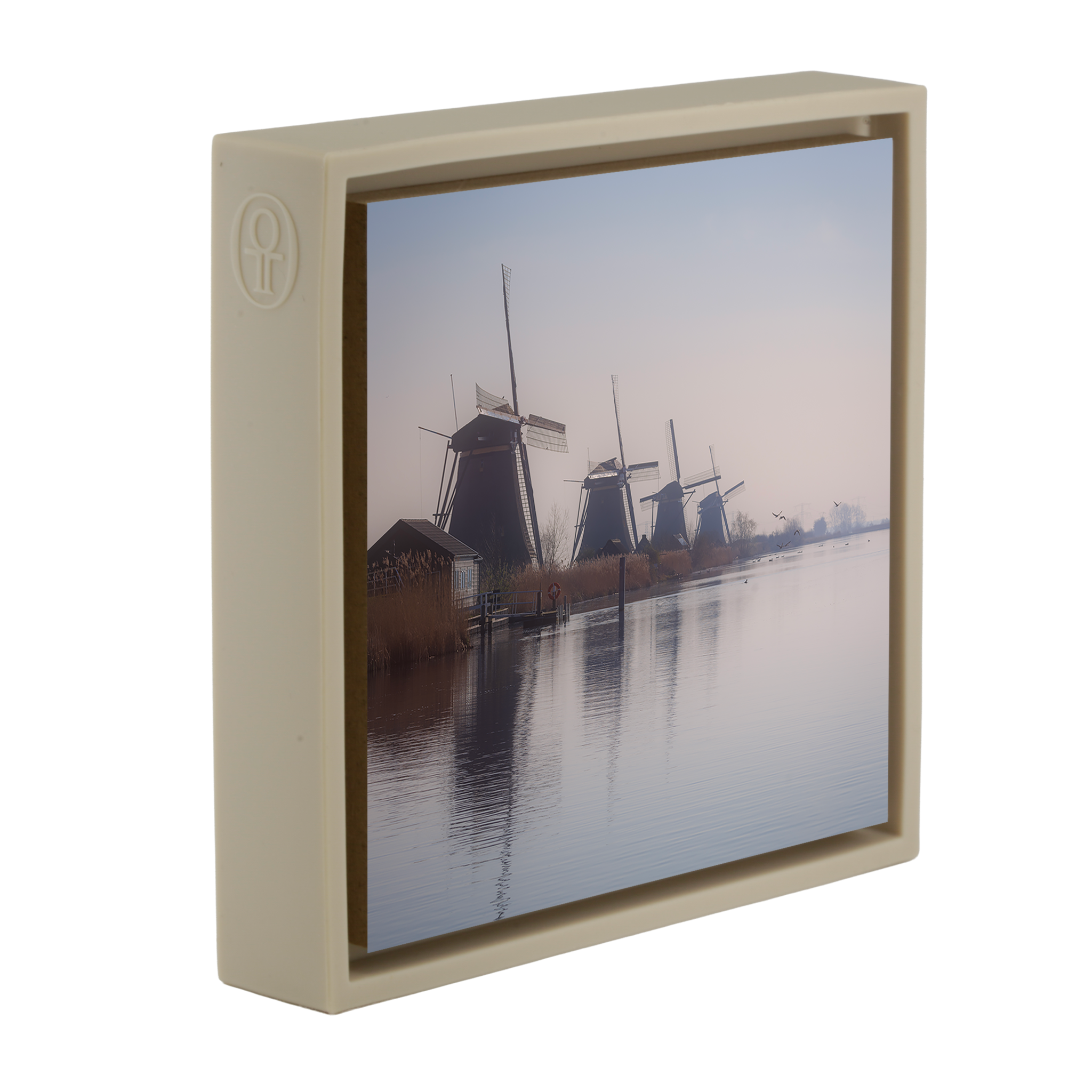 The Giants of Kinderdijk- Sand Wrapp
