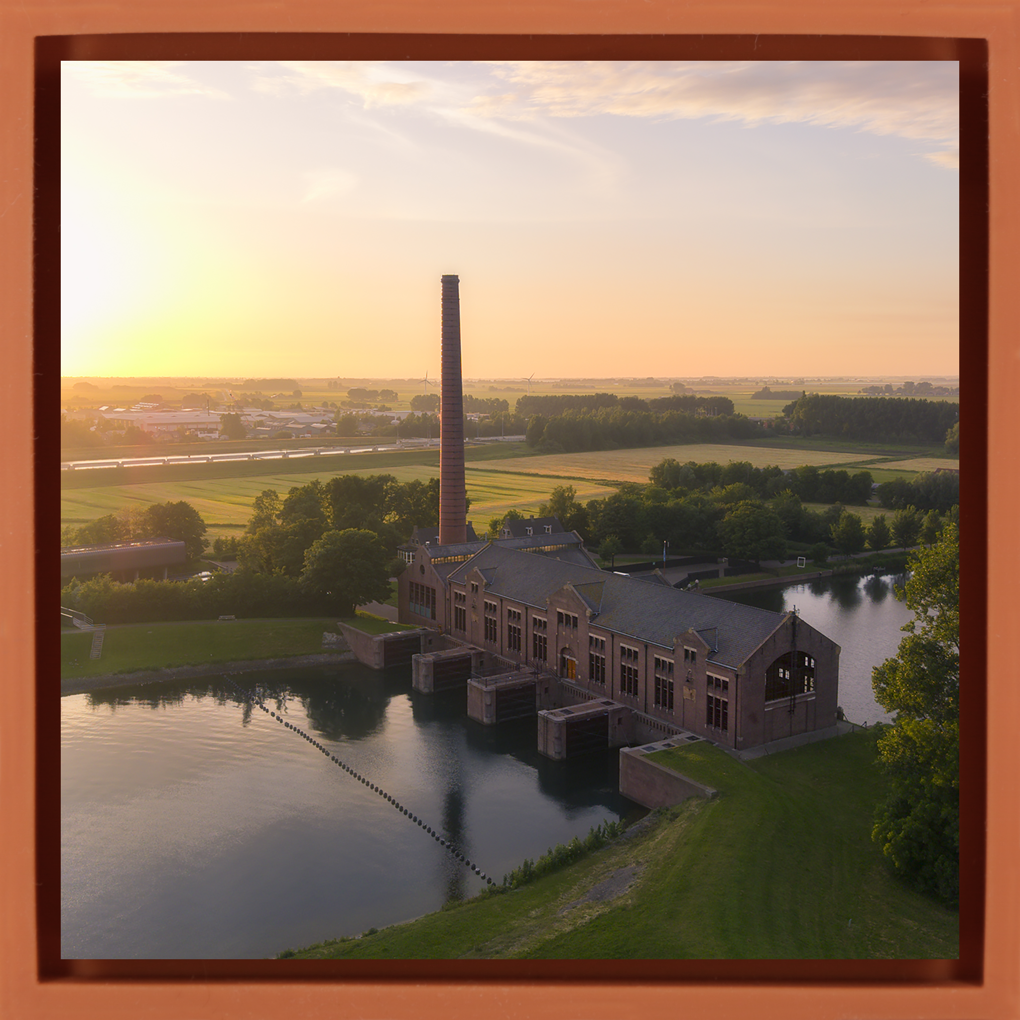 Woudagemaal- Orange Wrapp