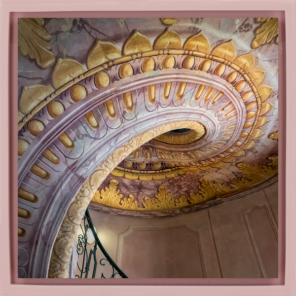 Melk Abbey Stairs - Roze Wrapp