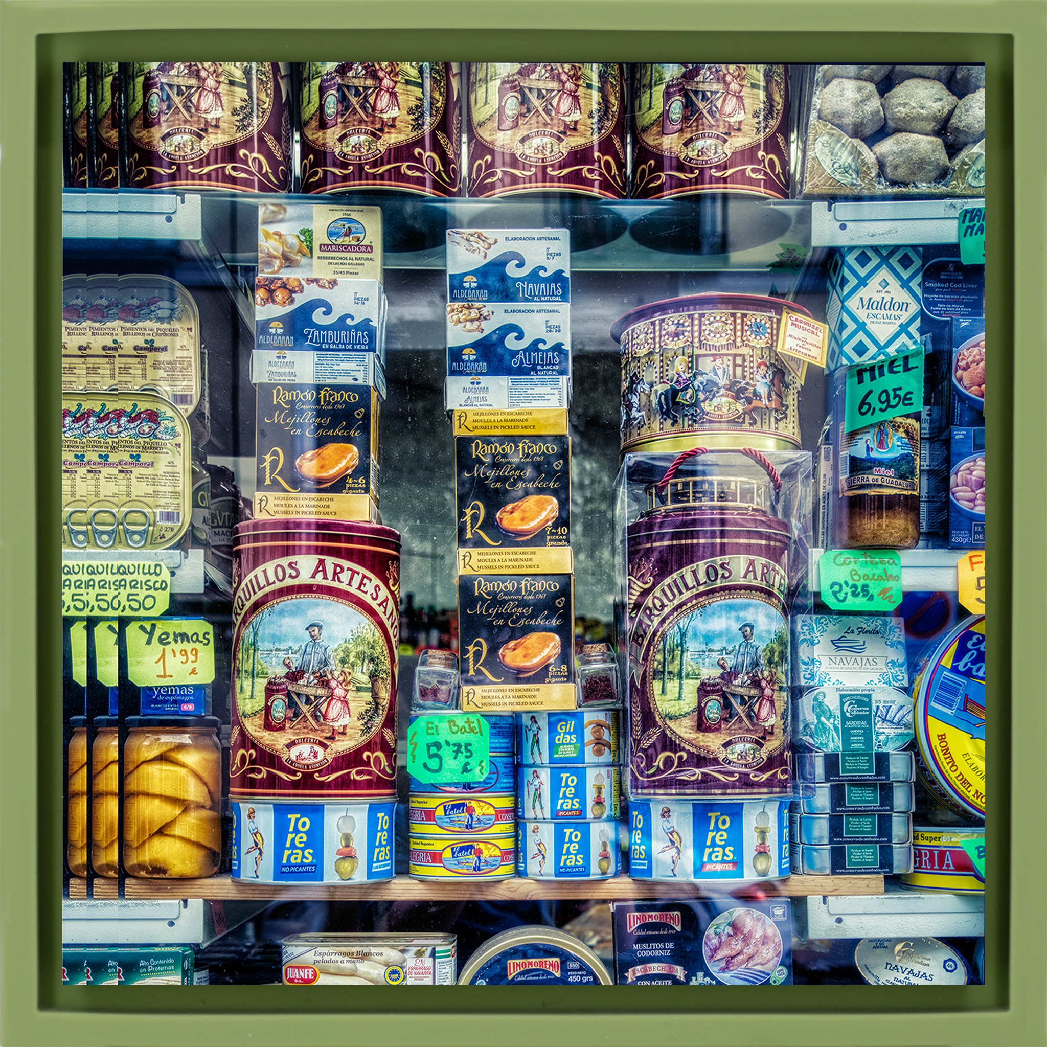 Madrid Shop Window- Light Green Wrapp