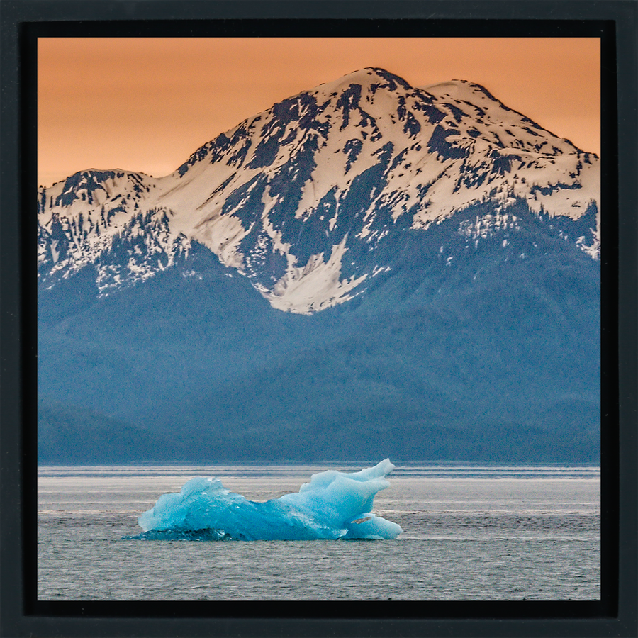 Alaska Iceberg - Black Wrapp